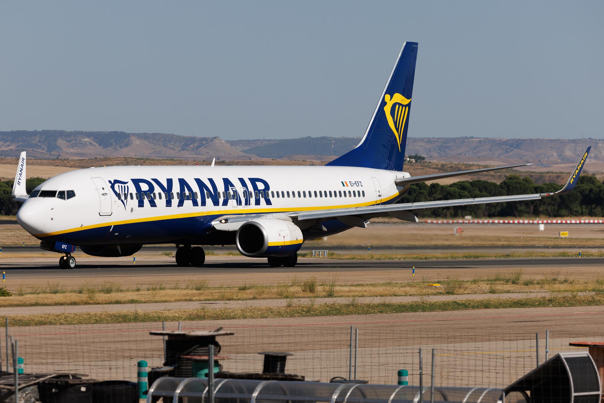 Madrid Barajas Airport: Ryanair (FR / RYR) | Boeing 737-8AS B738 | EI-EFZ | MSN 38489