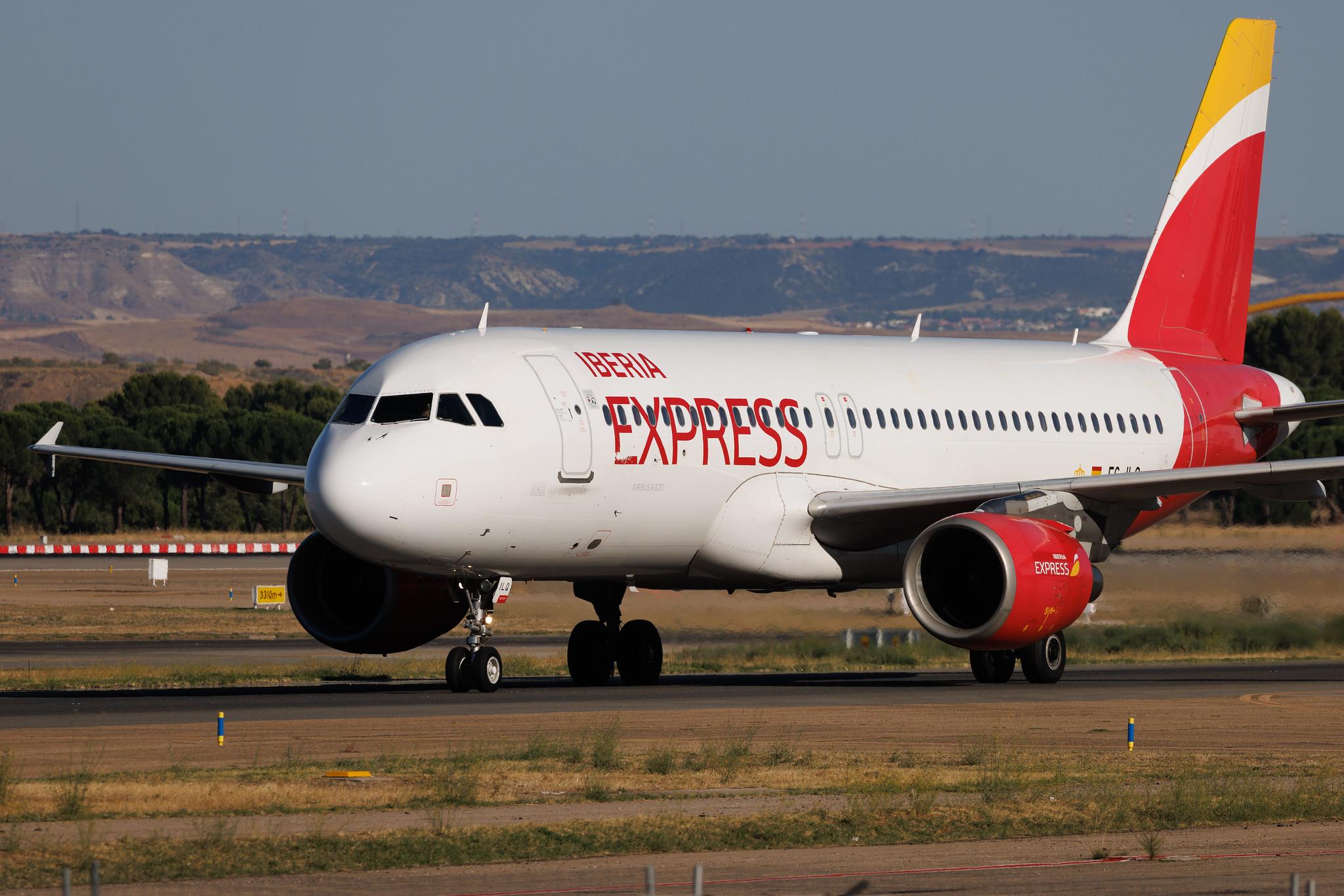 Madrid Barajas Airport: Iberia Express (I2 / IBS) | Airbus A320-214 A320 | EC-ILQ | MSN 01736