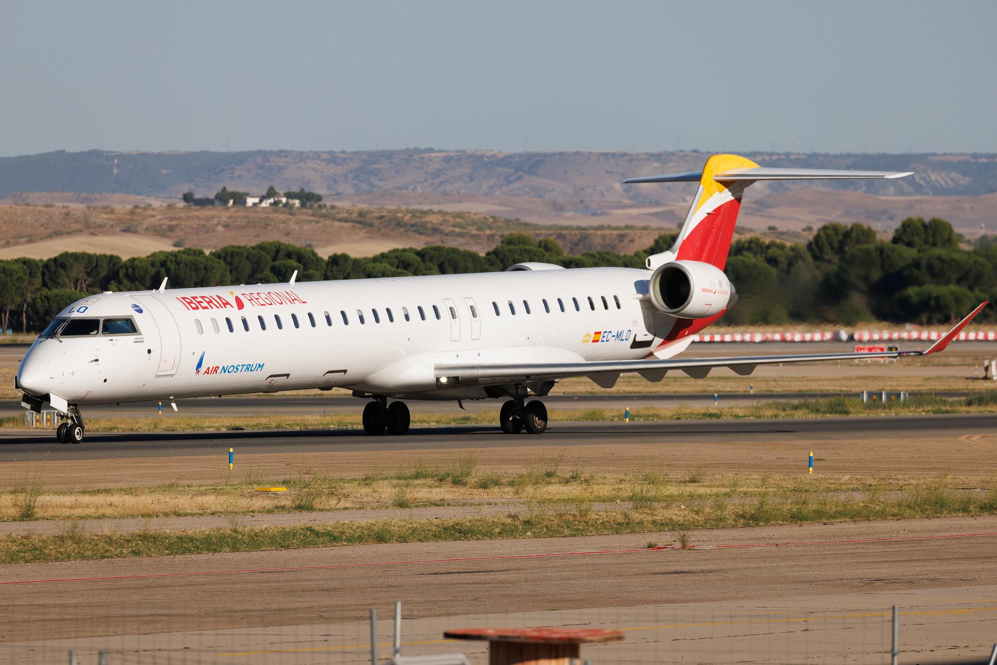 Madrid Barajas Airport: Iberia Regional (IB / IBE) | Operator: Air Nostrum | Mitsubishi CRJ-1000 CRJX | EC-MLO | MSN 19050