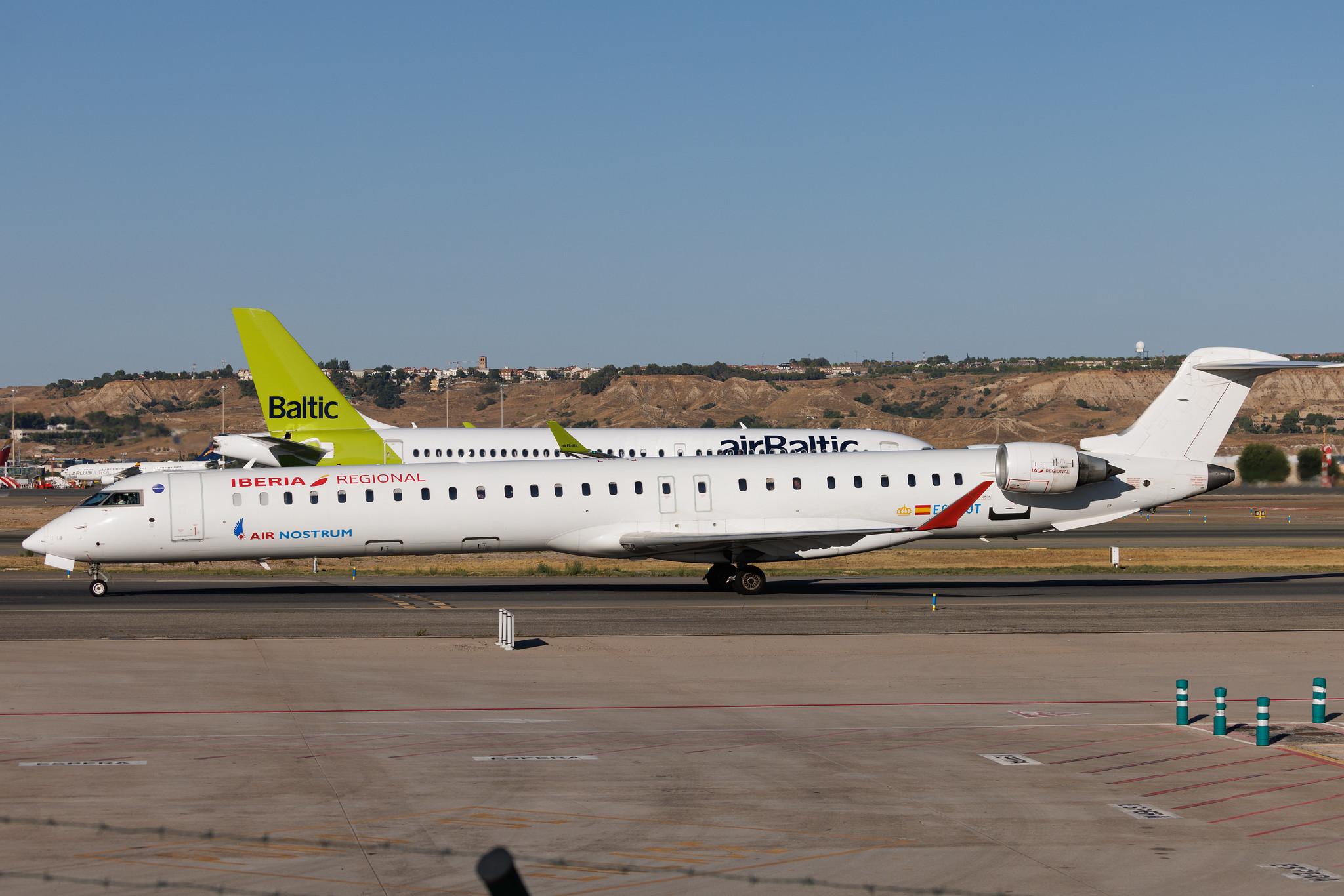 Madrid Barajas Airport: Iberia Regional (IB / IBE) | Operator: Air Nostrum | Mitsubishi CRJ-1000 CRJX | EC-LJT | MSN 19005