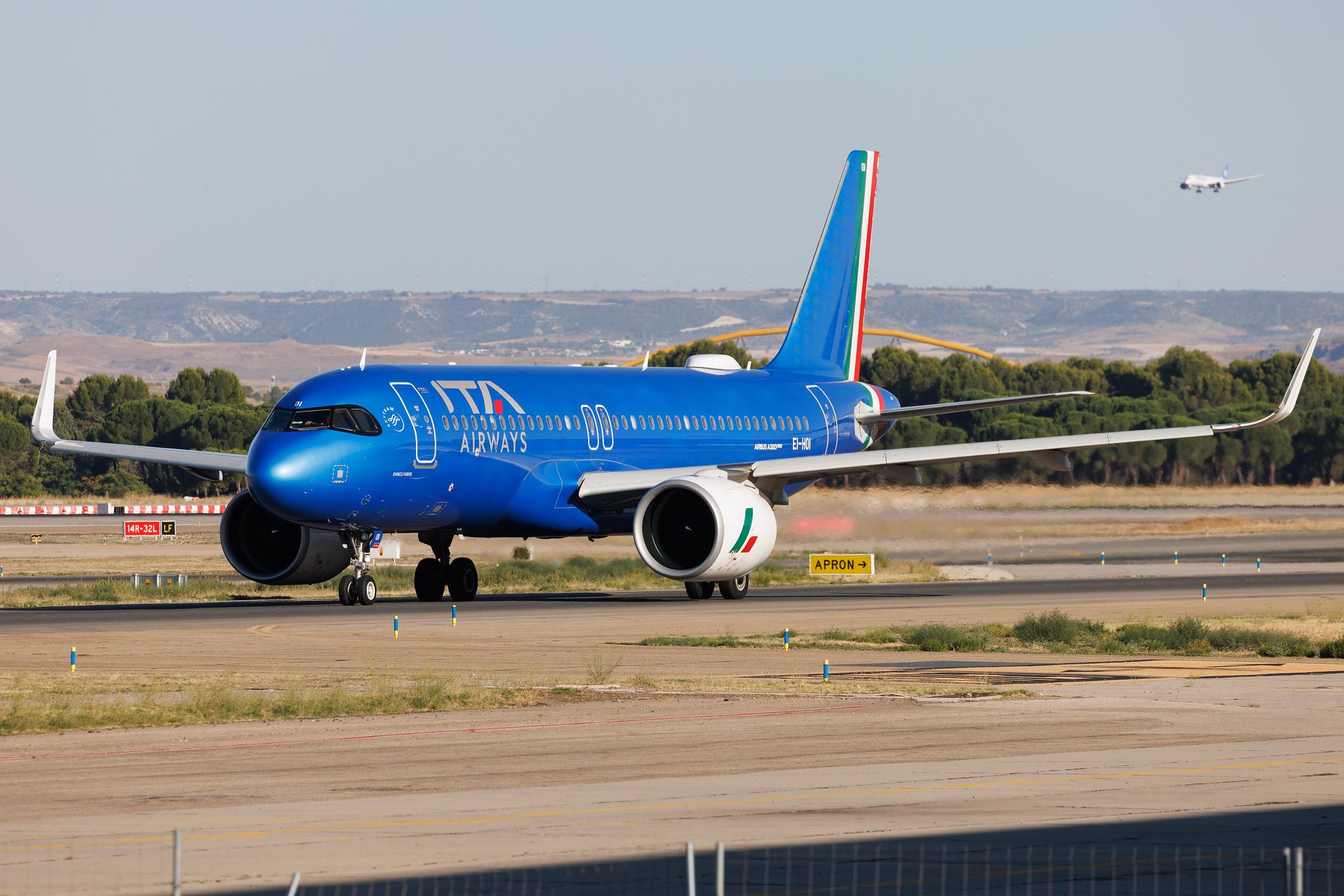 Madrid Barajas Airport: ITA Airways (AZ / ITY) | Airbus A320-272N A20N | EI-HOI | MSN 11945