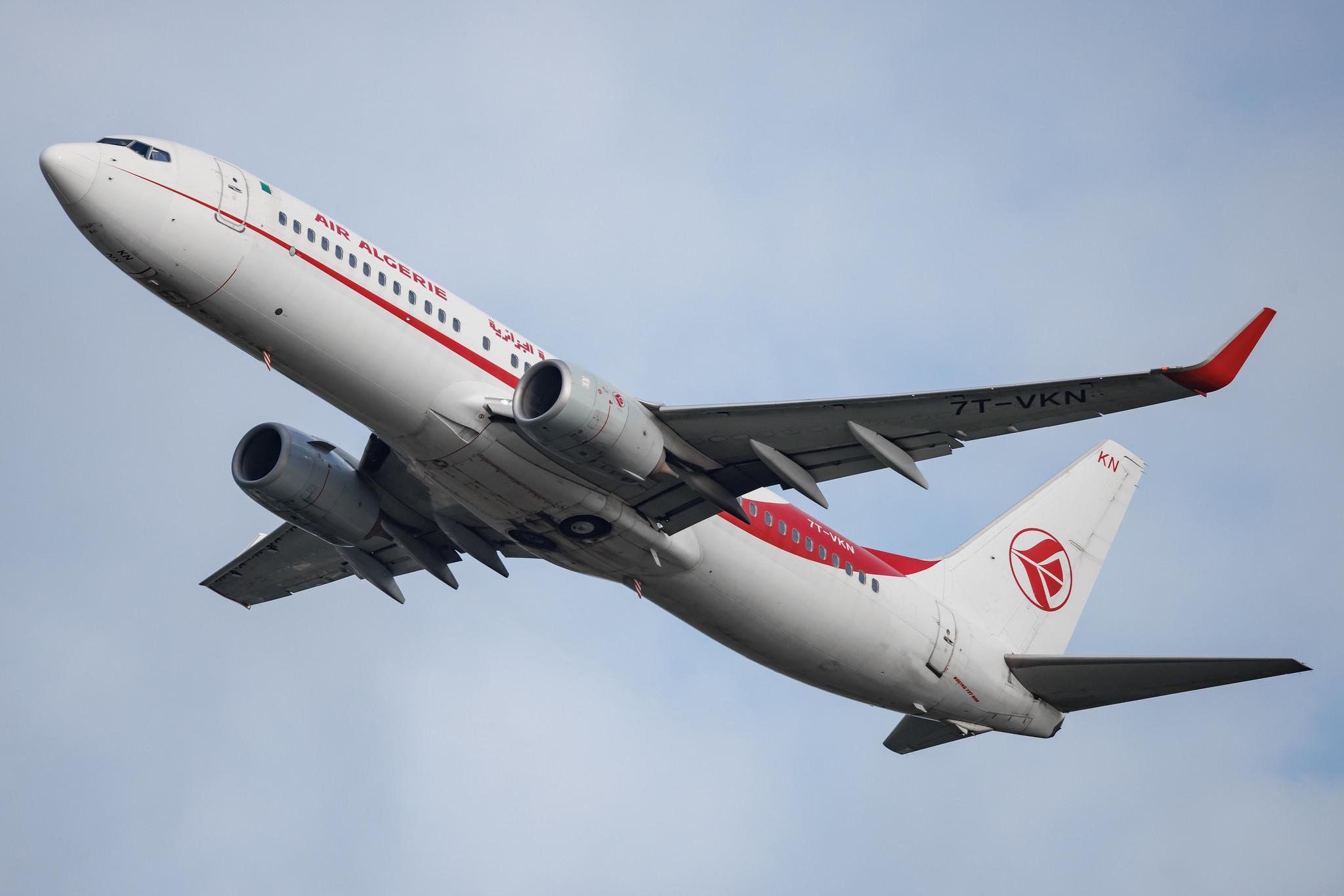 Paris Orly Airport: Air Algerie (AH / DAH) | Boeing 737-8D6 B738 | 7T-VKN | MSN 60750