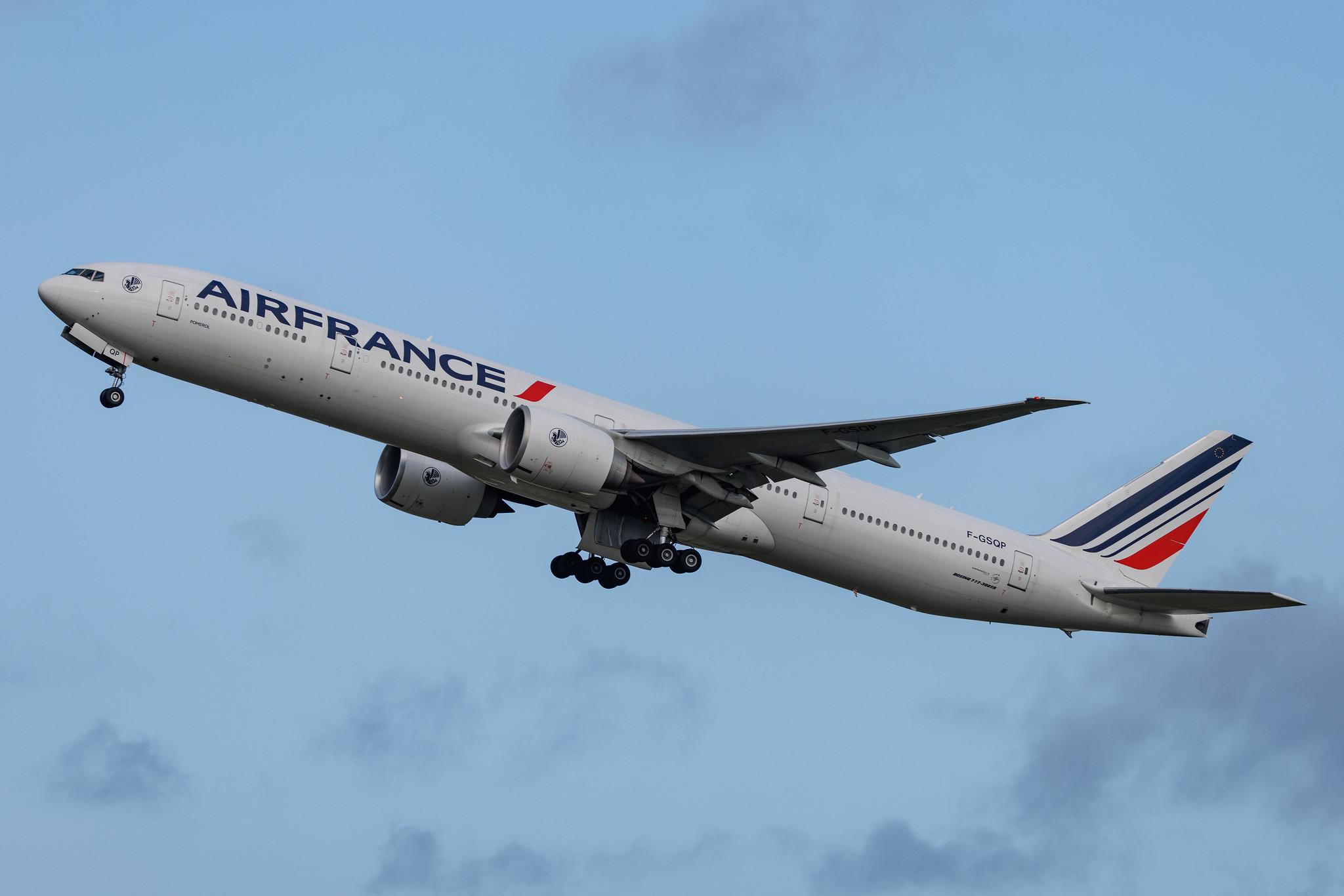 Paris Orly Airport: Air France (AF / AFR) | Boeing 777-328(ER) B77W | F-GSQP | MSN 35676