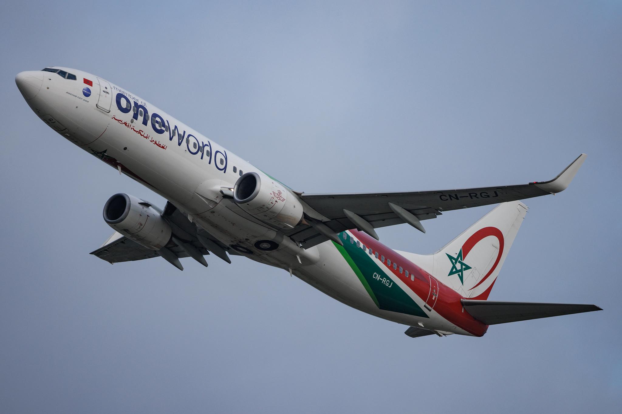 Paris Orly Airport: Royal Air Maroc (AT / RAM) | Livery: Oneworld Livery | Boeing 737-8B6 B738 | CN-RGJ | MSN 33072