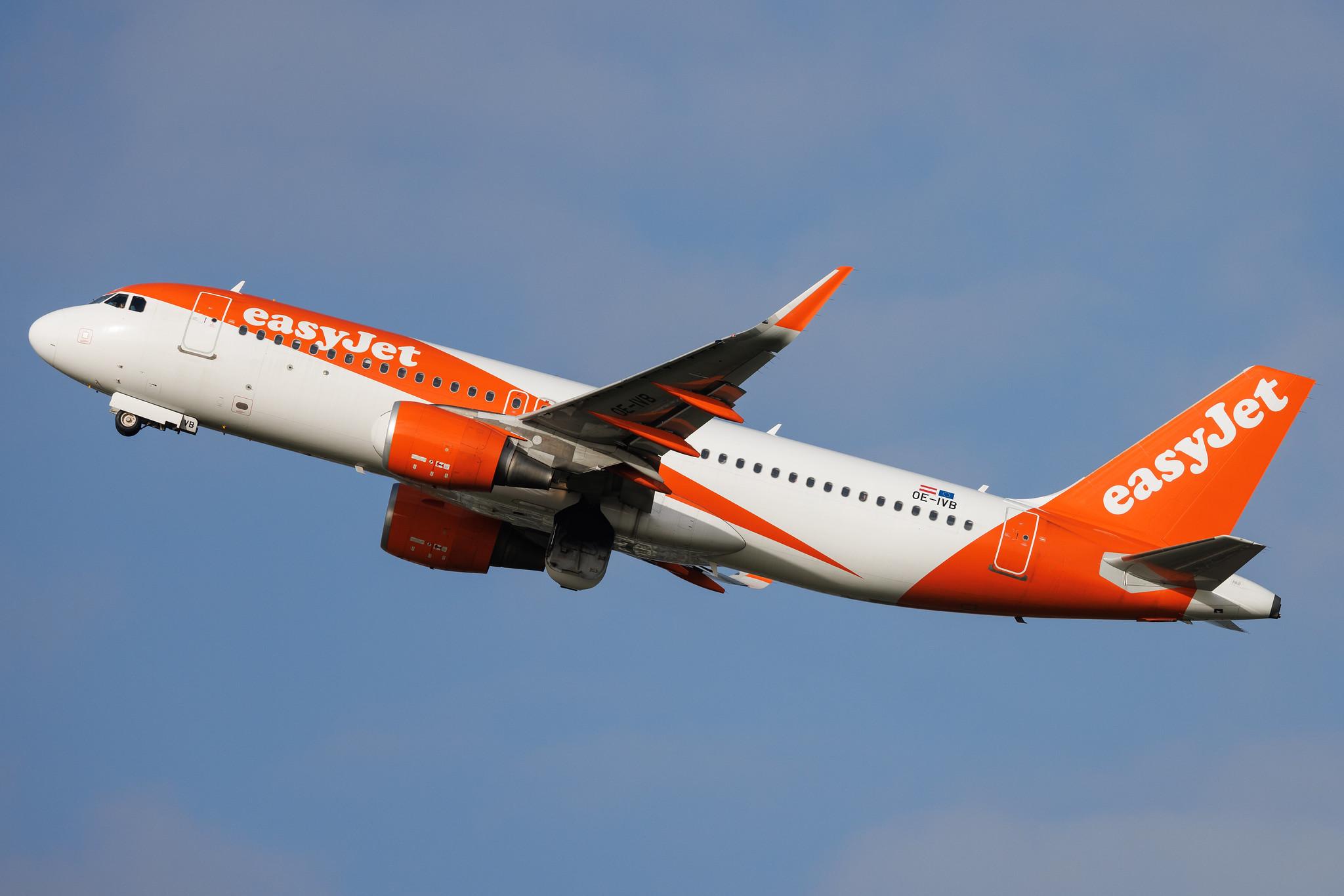Paris Orly Airport: easyJet (U2 / EZY) | Operator: easyJet Europe | Airbus A320-214 A320 | OE-IVB | MSN 07093