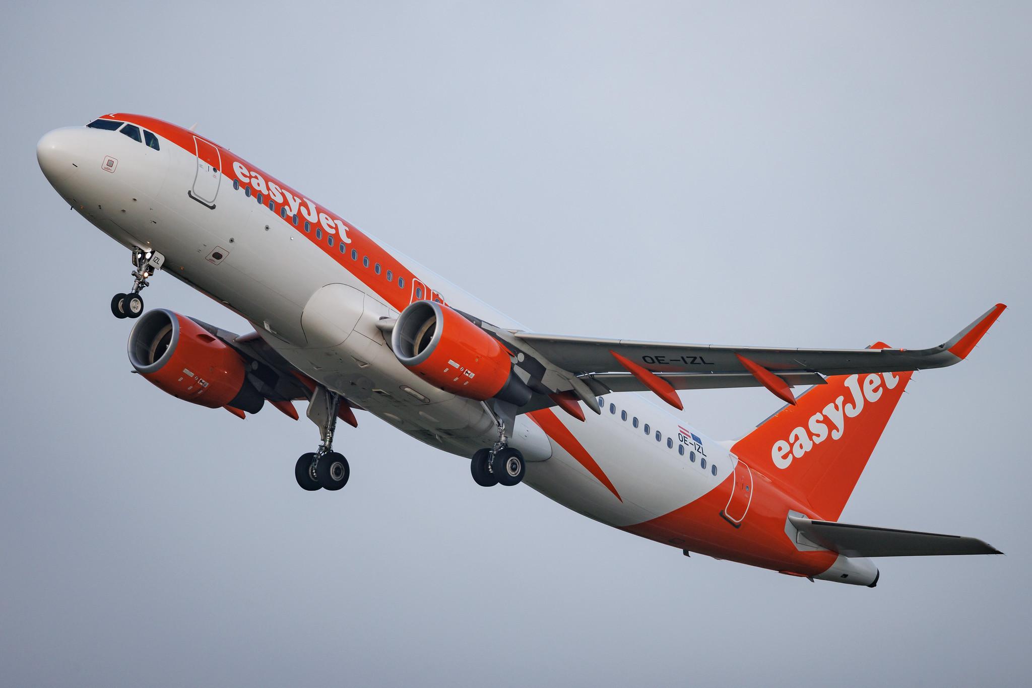 Paris Orly Airport: easyJet (U2 / EZY) | Operator: easyJet Europe | Airbus A320-214 A320 | OE-IZL | MSN 06927