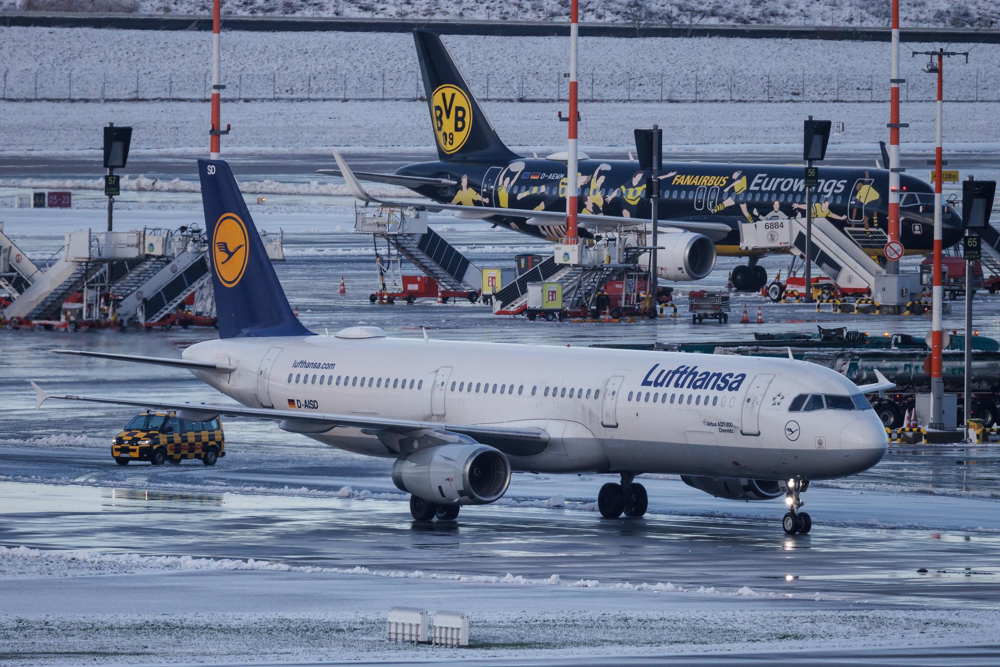 Hamburg Airport: Lufthansa (LH / DLH) | Airbus A321-231 A321 | D-AISD | MSN 1188