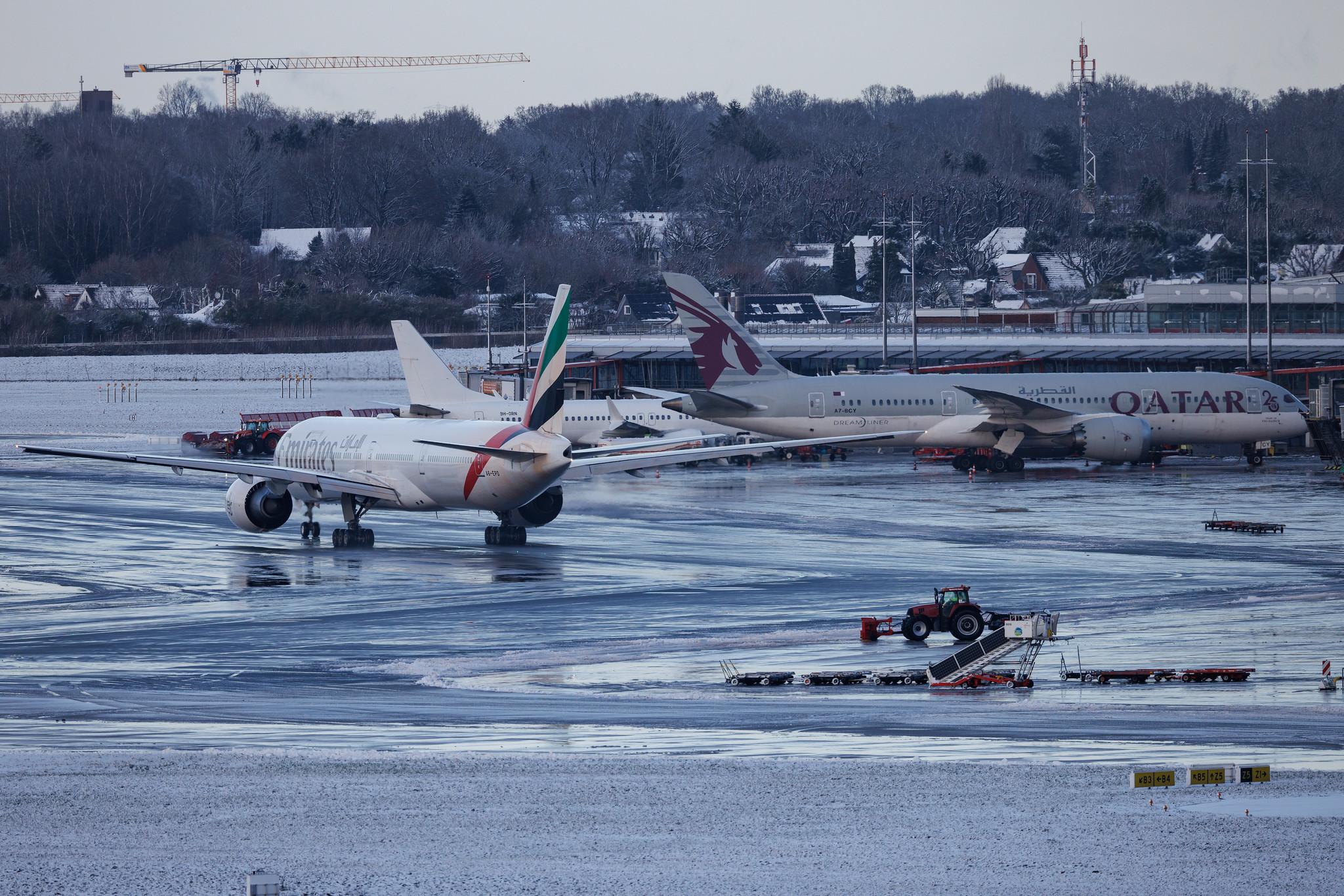 Hamburg Airport: Emirates (EK / UAE) | Boeing 777-31H(ER) B77W | A6-EPD | MSN 42323