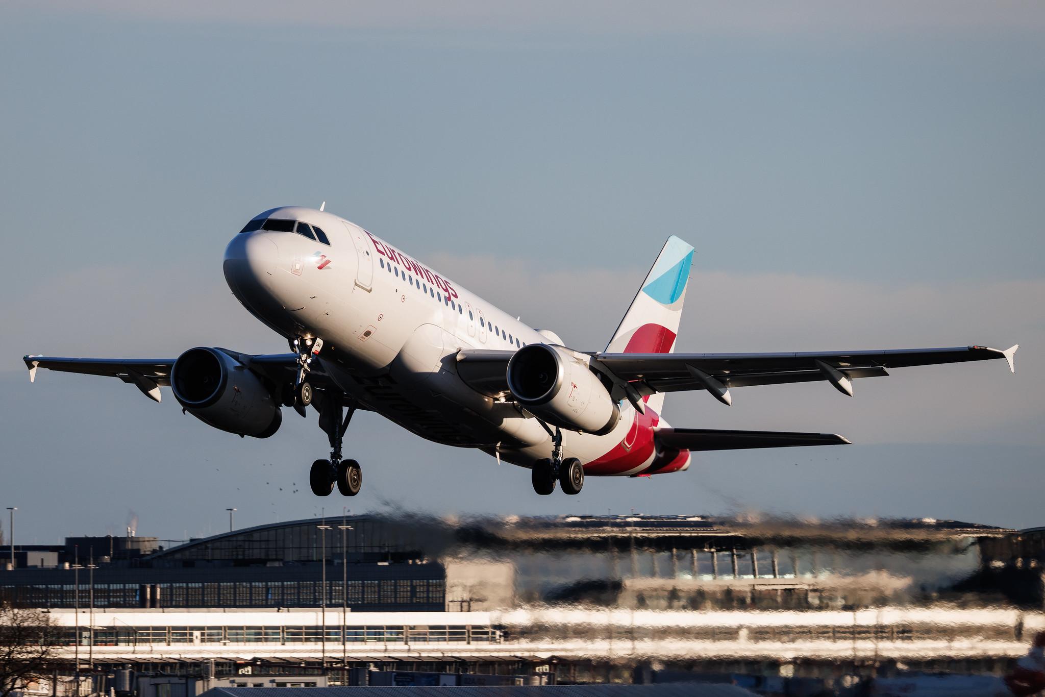 Hamburg Airport: Eurowings (EW / EWG) | Airbus A319-132 A319 | D-AGWV | MSN 5467