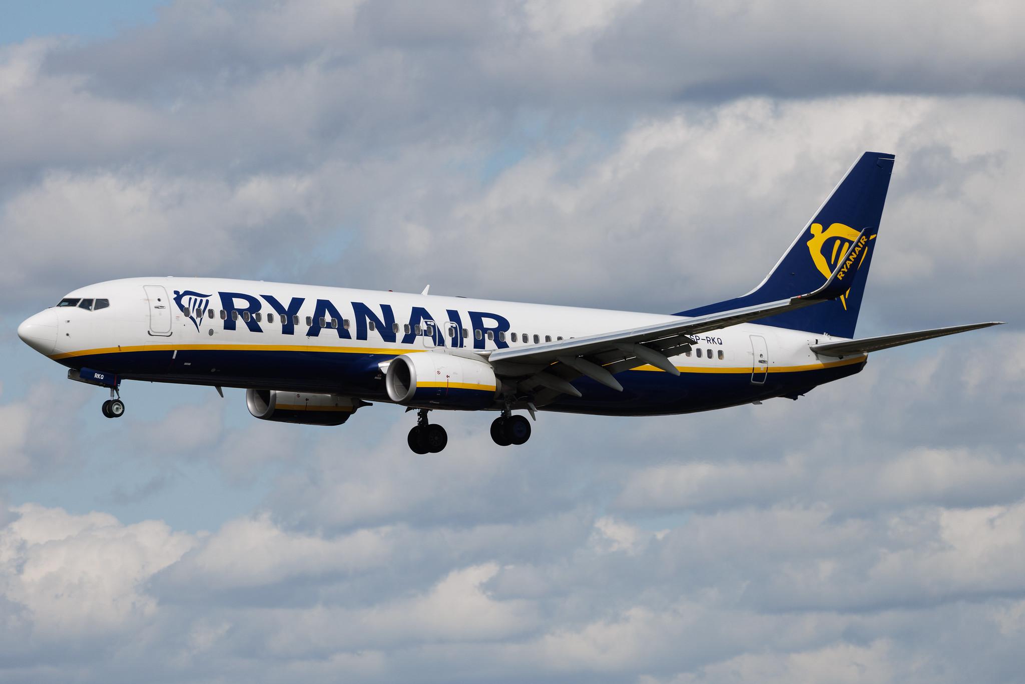 Hamburg Airport: Ryanair (FR / RYR) | Operator: Buzz |  Boeing 737-8AS B738 | SP-RKQ | MSN 44809