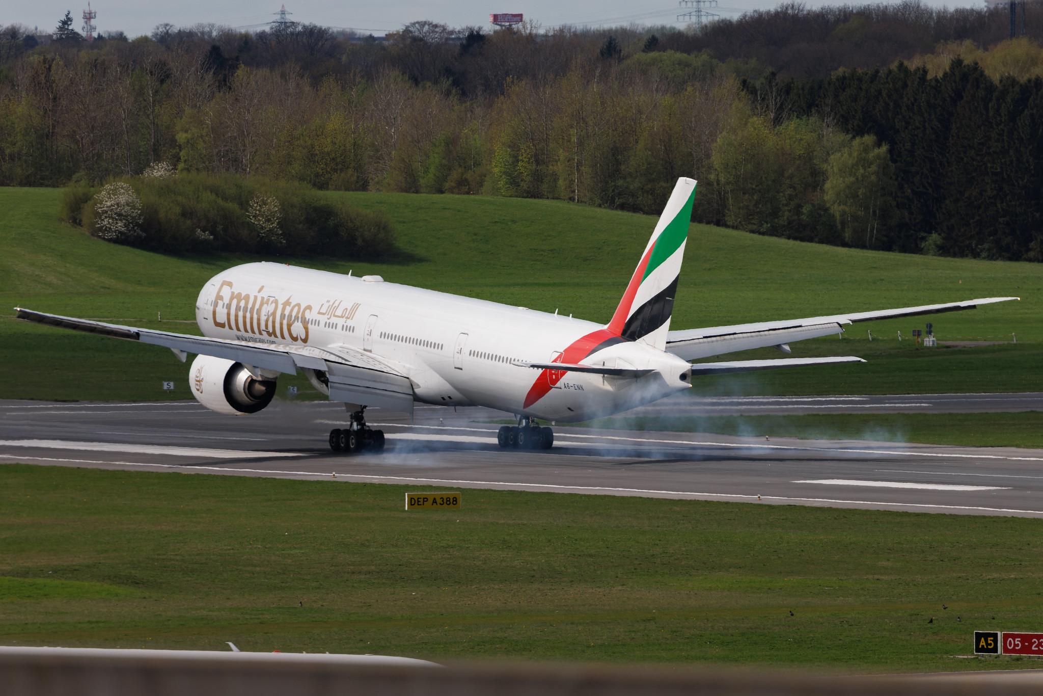 Hamburg Airport: Emirates (EK / UAE) | Boeing 777-31H(ER) B77W | A6-ENN | MSN 41360