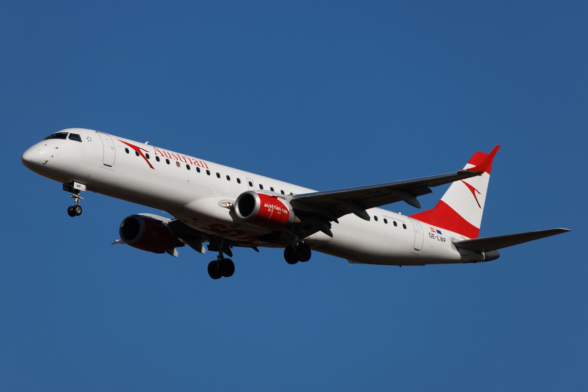 Vienna International Airport: Austrian Airlines (OS / AUA) | Embraer E195LR E195 | OE-LWP | MSN 19000558