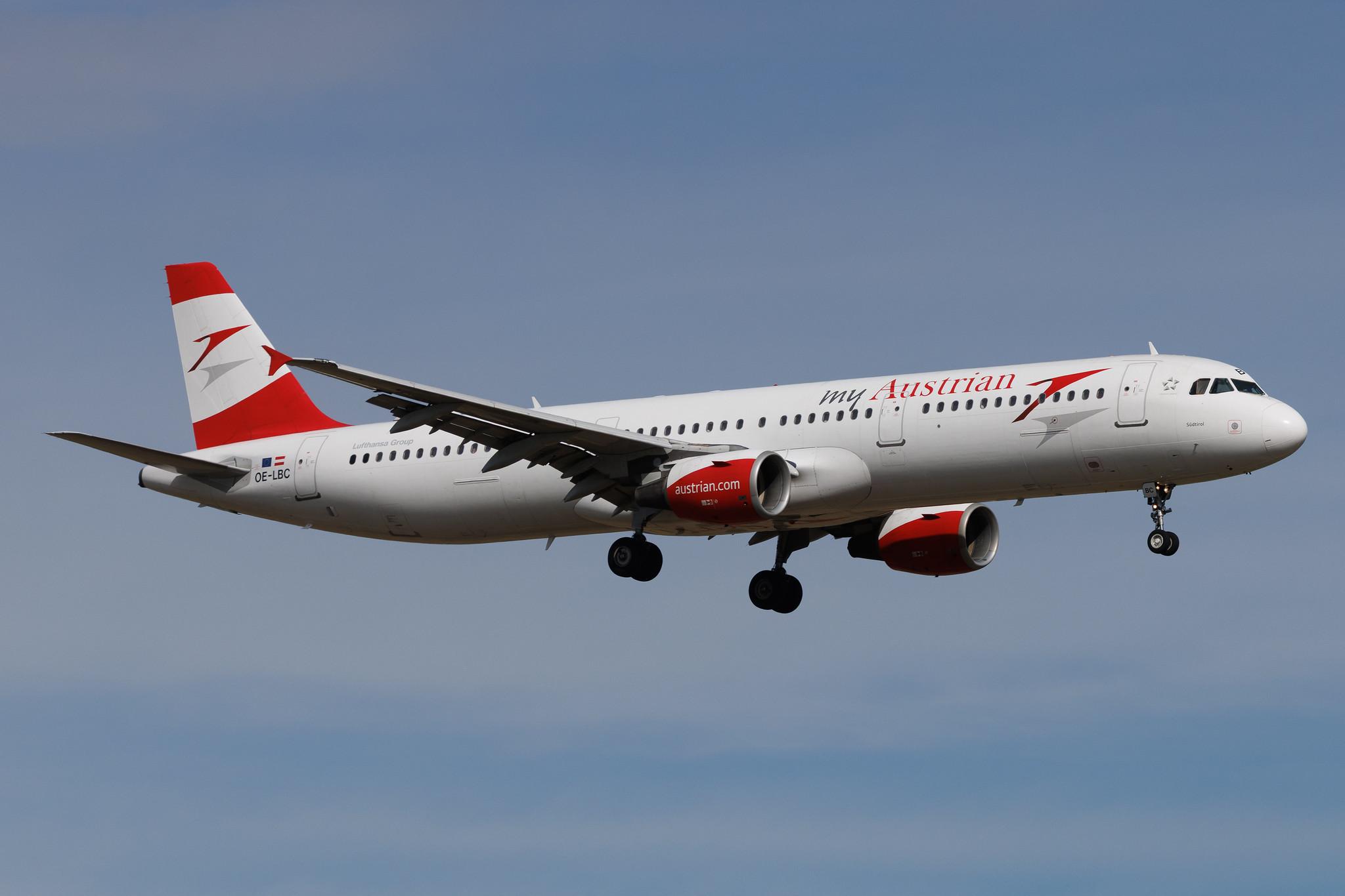 Vienna International Airport: Austrian Airlines (OS / AUA) | Airbus A321-111 A321 | OE-LBC | MSN 0581