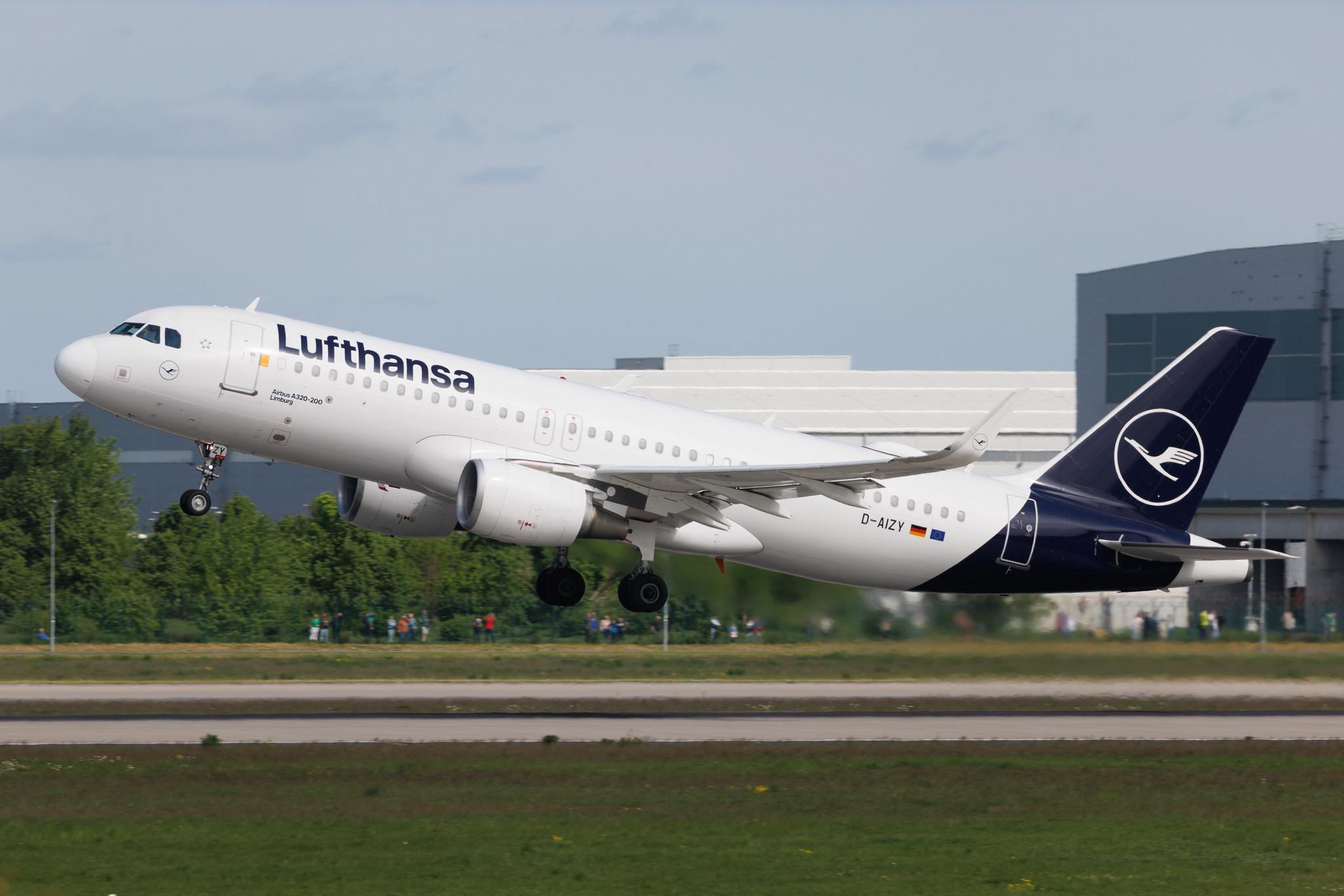Flughafen Berlin Brandenburg: Lufthansa (LH / DLH) | Airbus A320-214 A320 | D-AIZY | MSN 5769