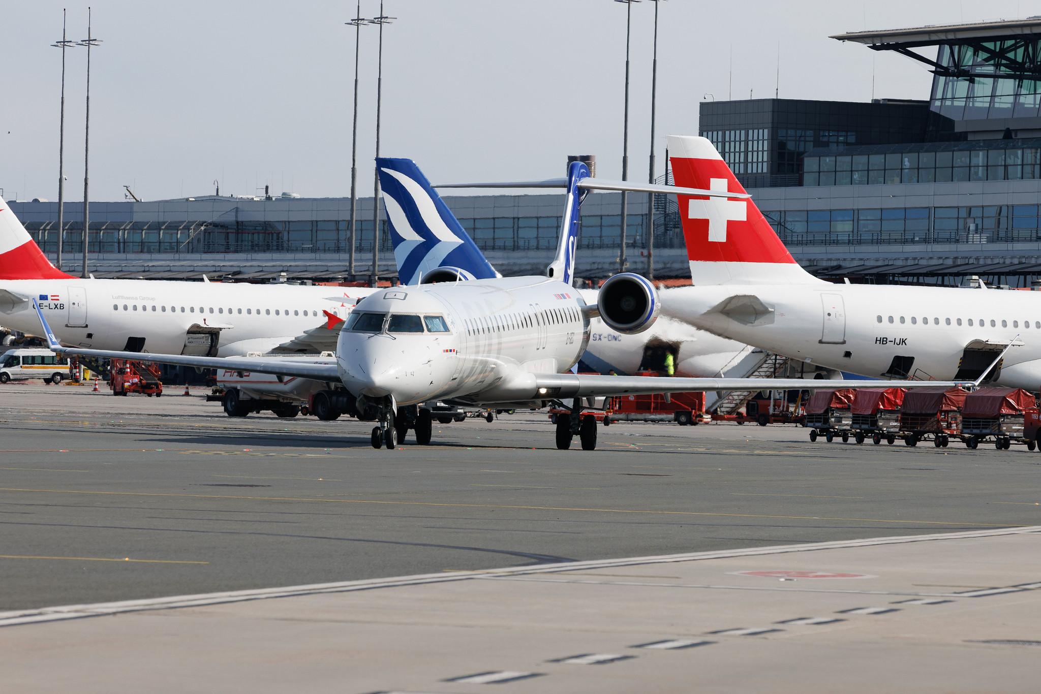 Hamburg Airport: SAS (SK / SAS) | Operator: Cityjet | Mitsubishi CRJ-900LR CRJ9 | EI-GEC | MSN 15246