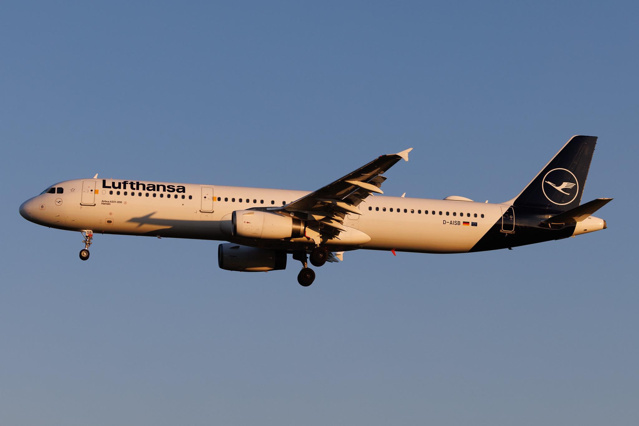 Hamburg Airport: Lufthansa (LH / DLH) | Airbus A321-231 A321 | D-AISB | MSN 1080