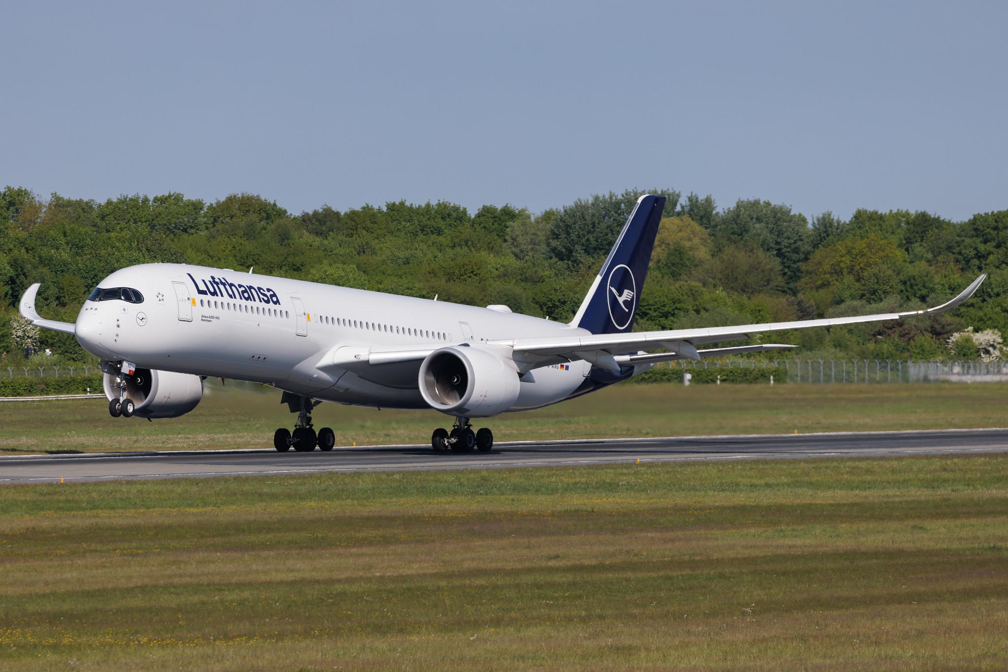 Hamburg Airport: Lufthansa (LH / DLH) | Airbus A350-941 A359 | D-AIXG | MSN 174