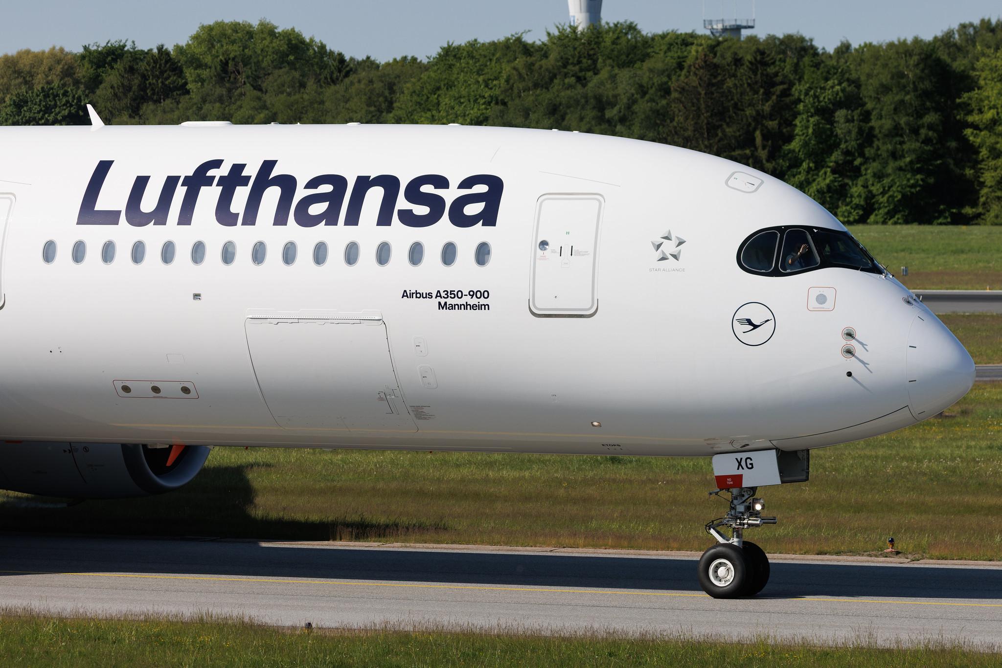 Hamburg Airport: Lufthansa (LH / DLH) | Airbus A350-941 A359 | D-AIXG | MSN 174