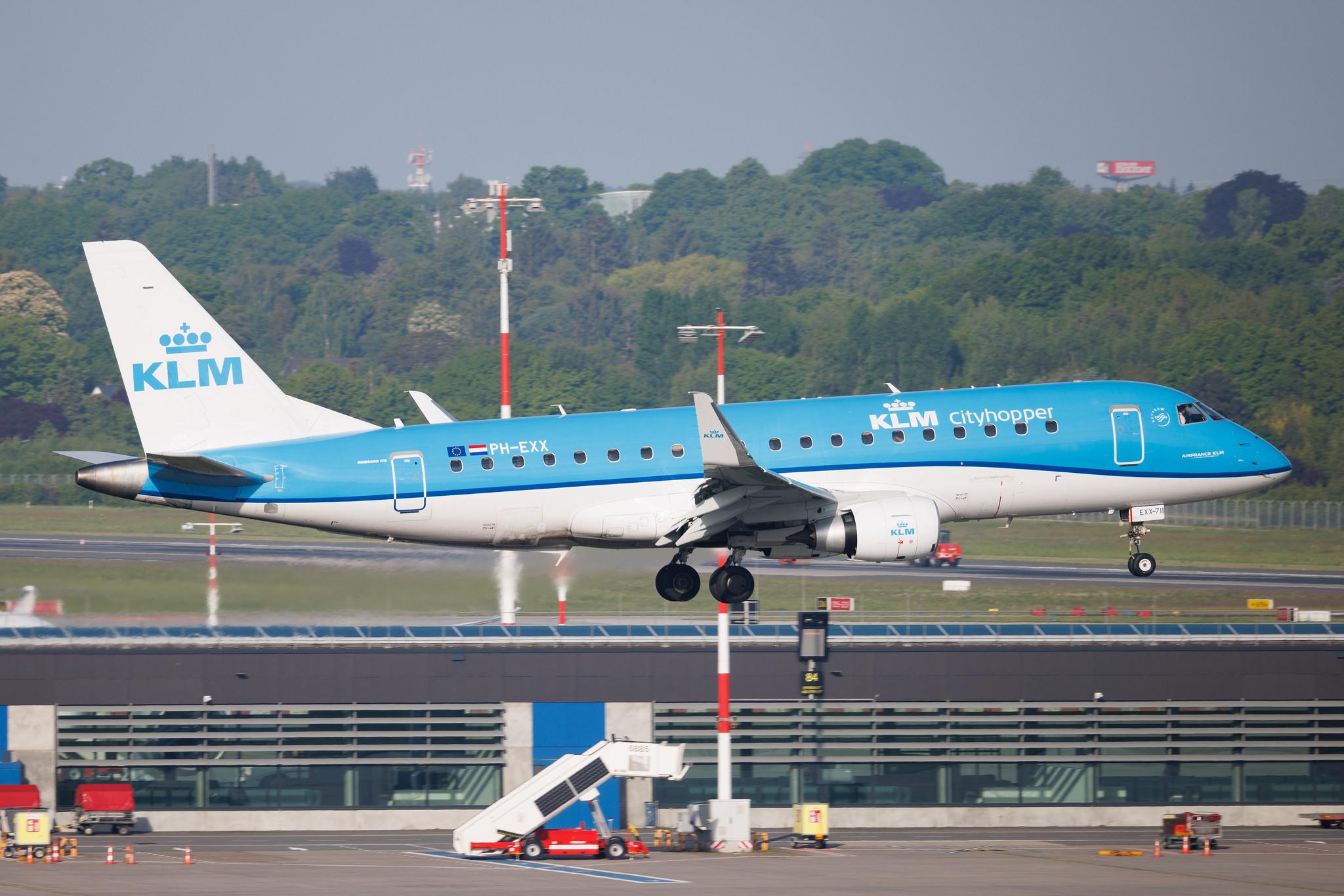 Hamburg Airport: KLM (KL / KLM) | Operator: KLM Cityhopper | Embraer E175STD E75L | PH-EXX | MSN 17000711