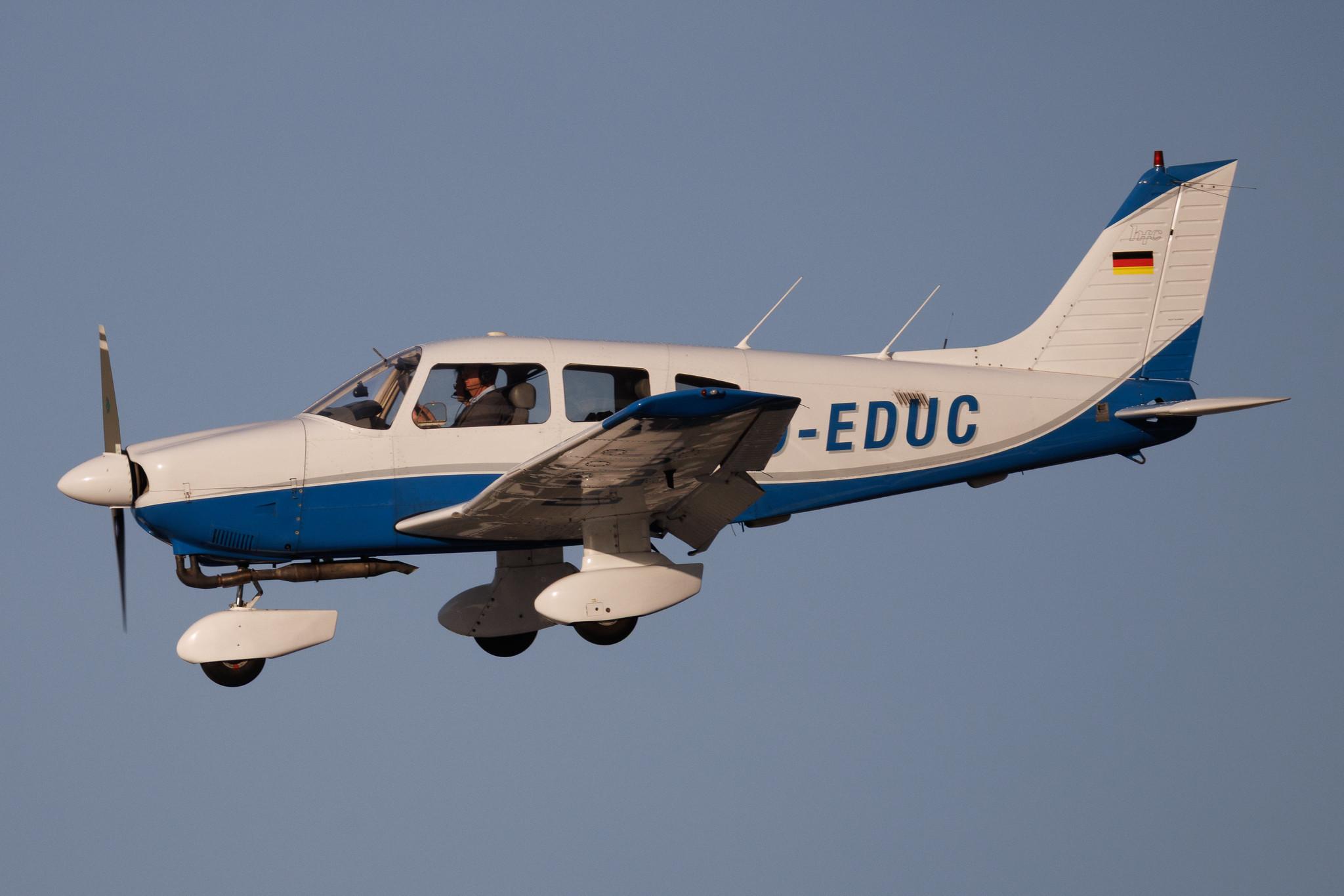 Hamburg Airport: Private owner | Piper PA28-181 Archer II P28A | D-EDUC | MSN 2890170
