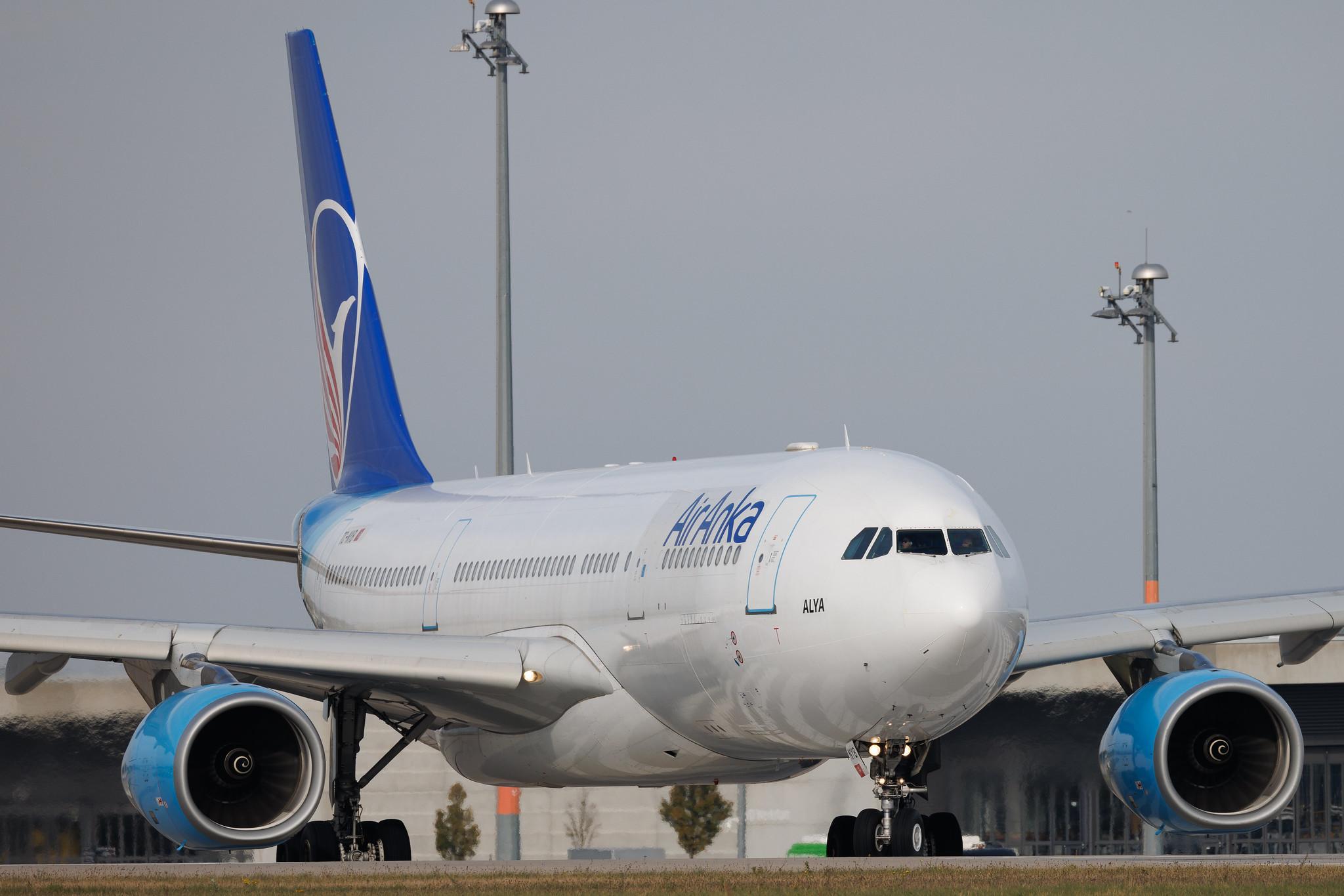Flughafen Berlin Brandenburg: Air Anka (6K / TAH) | Airbus A330-243 A332 | TC-NYB | MSN 0597