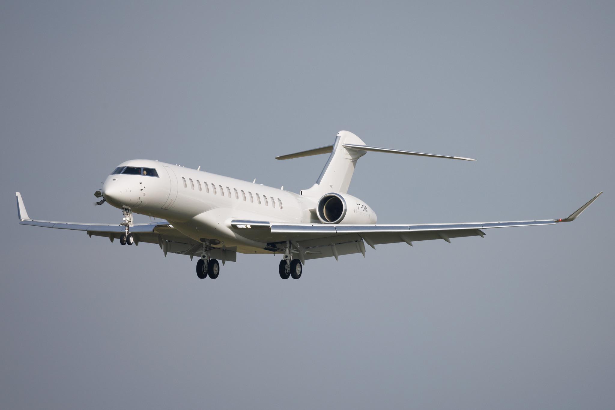 Flughafen Berlin Brandenburg: Private owner | Bombardier Global 7500 GL7T | T7-CHS | MSN 70118