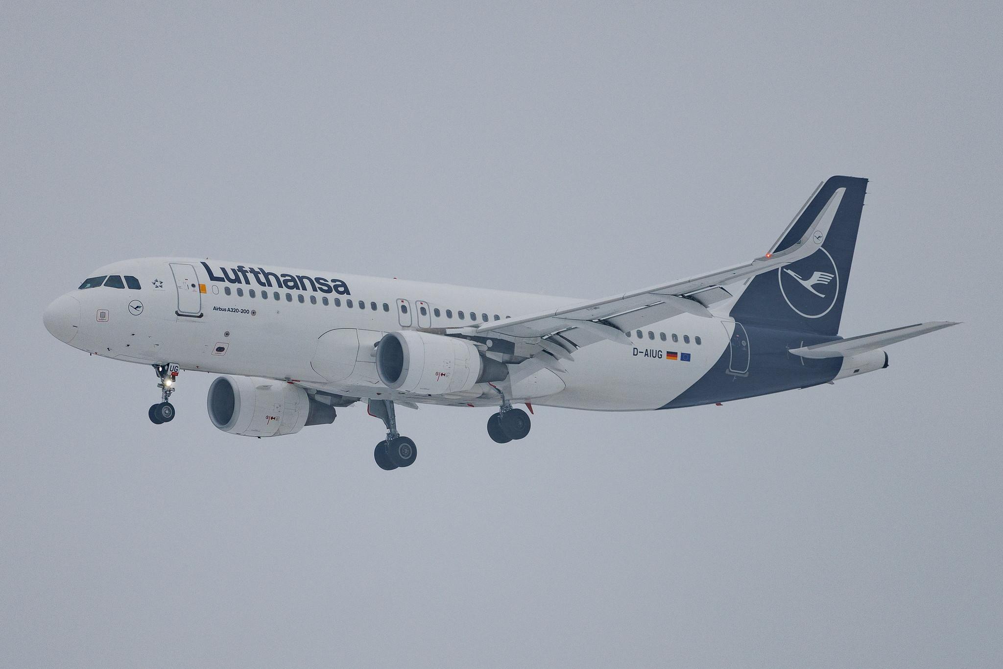 Munich Airport: Lufthansa (LH / DLH) | Airbus A320-214 A320 | D-AIUG | MSN 6202