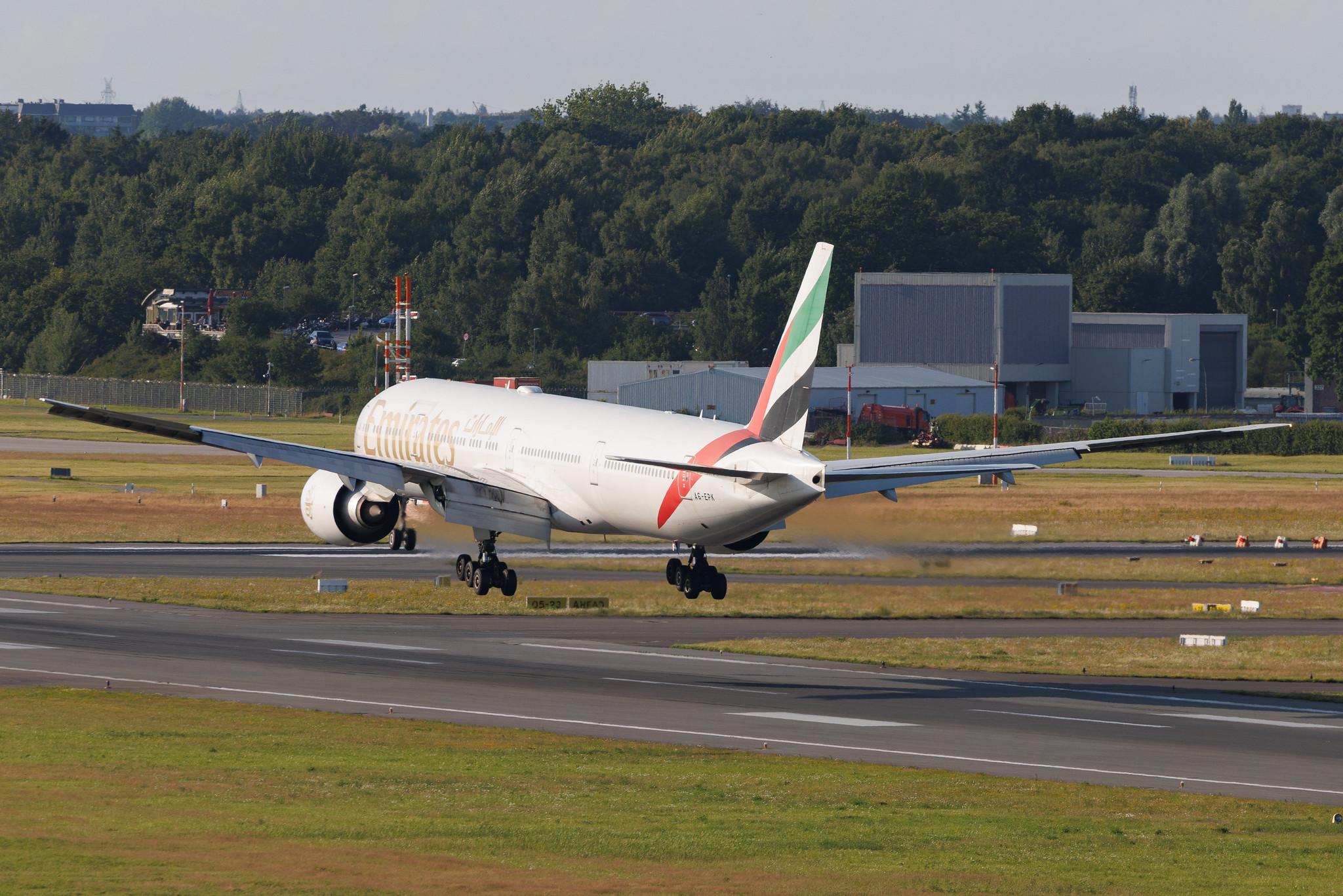 Hamburg Airport: Emirates (EK / UAE) | Boeing 777-31H(ER) B77W | A6-EPK | MSN 42330