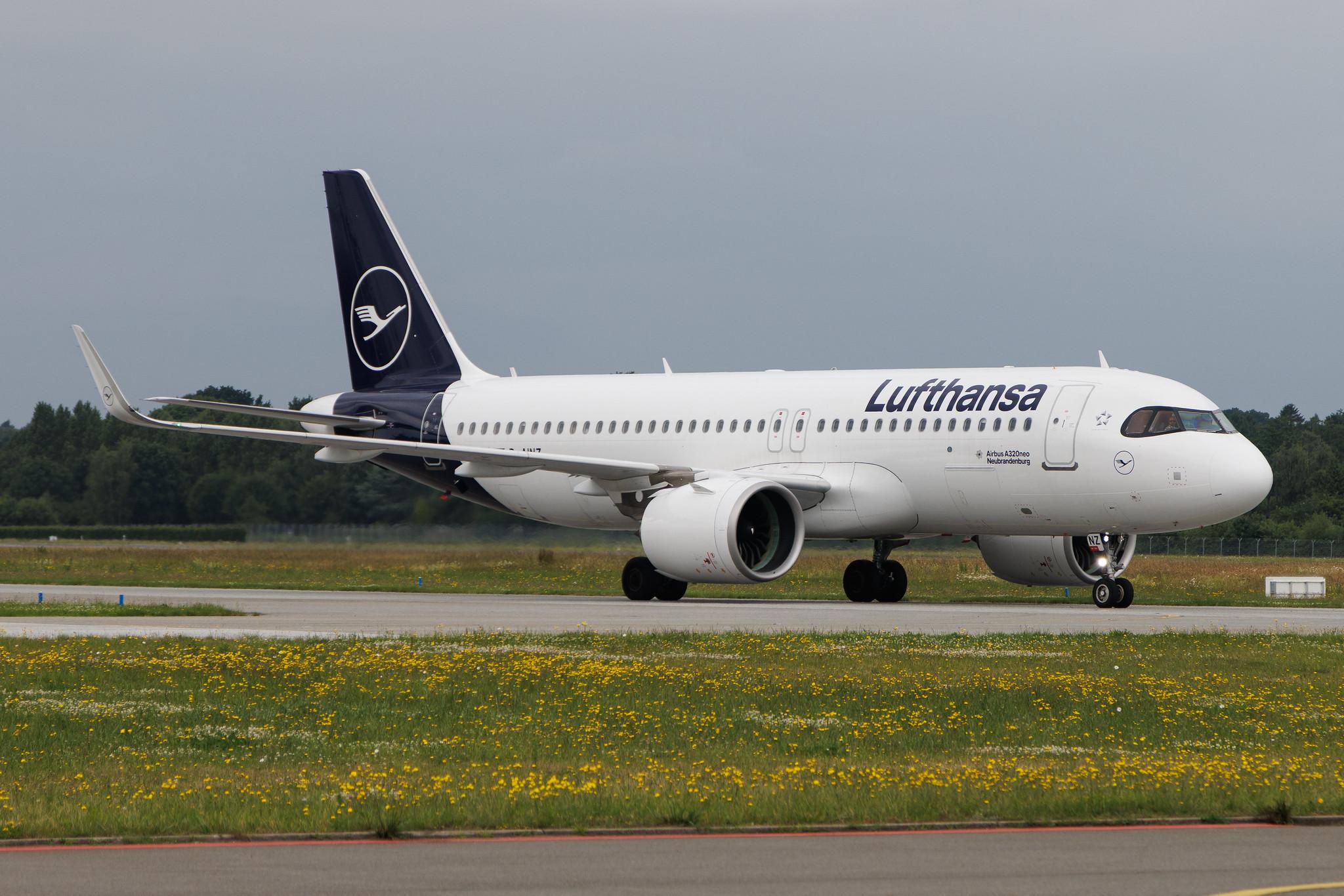 Hamburg Airport: Lufthansa (LH / DLH) | Airbus A320-271N A20N | D-AINZ | MSN 9442