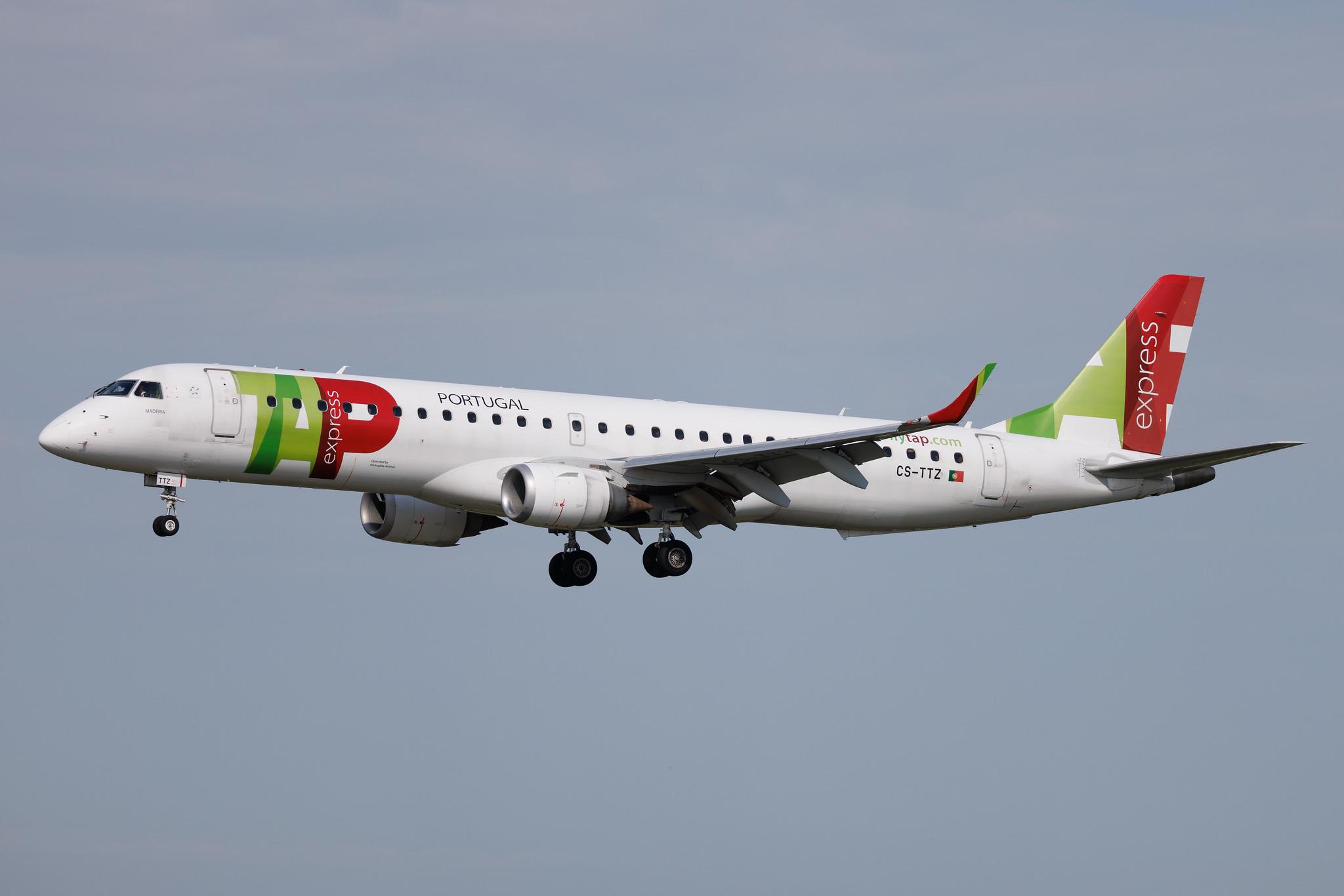 Hamburg Airport: TAP Express (TP / TAP) | Operator: Portugália Airlines | Embraer E195AR E195 | CS-TTZ | MSN 19000628