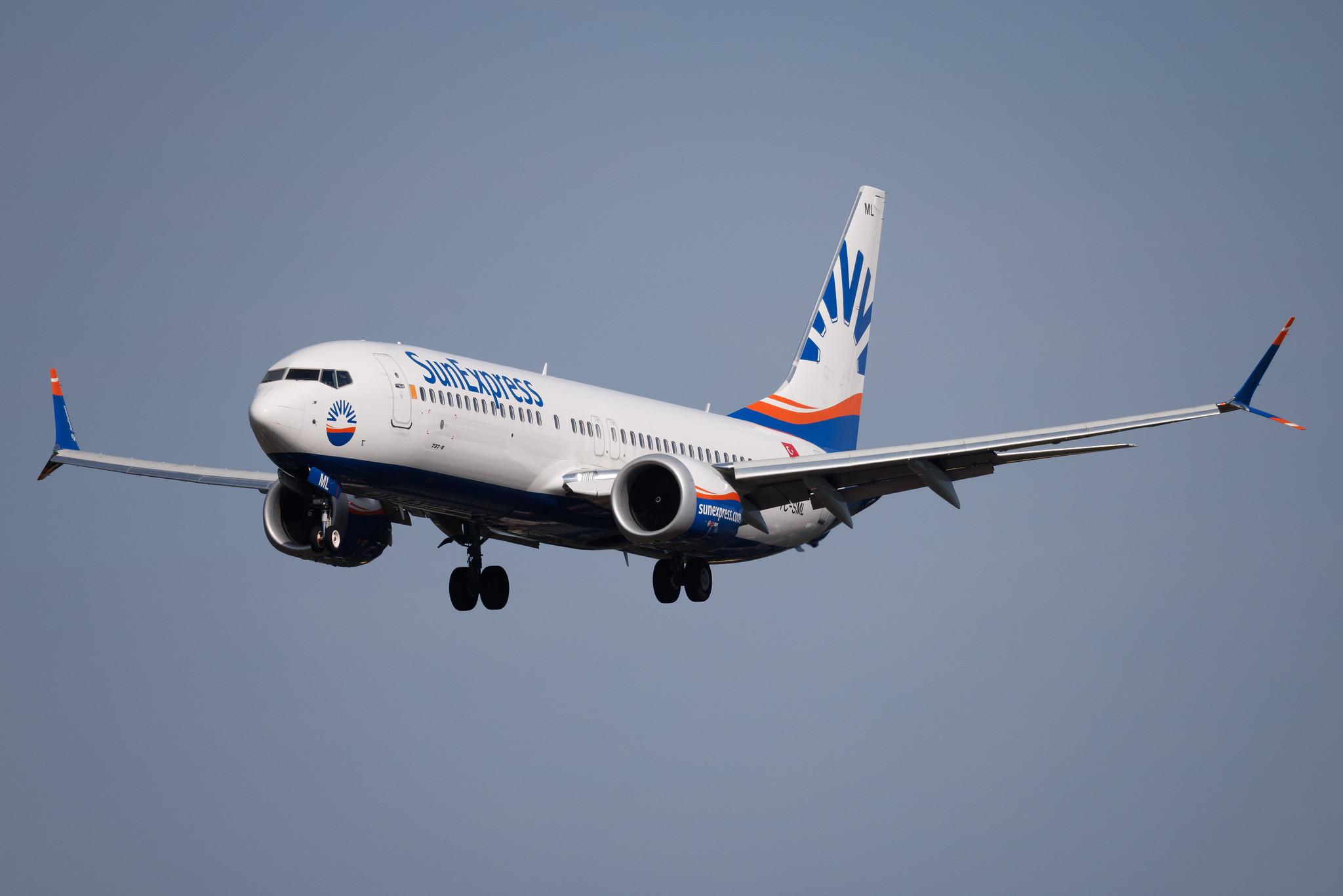 Hamburg Airport: SunExpress (XQ / SXS) | Boeing 737 MAX 8 B38M | TC-SML | MSN 61337