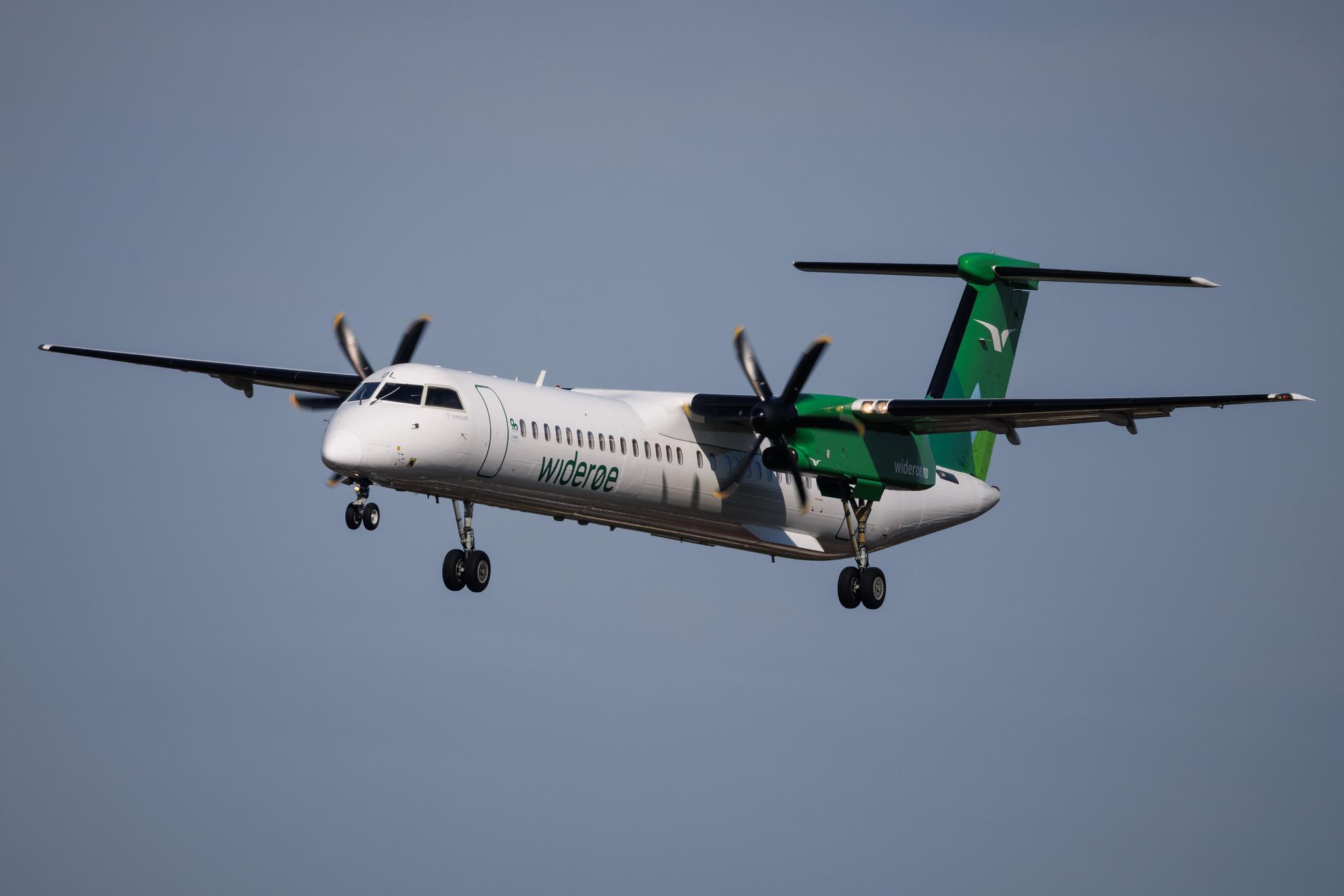 Hamburg Airport: Wideroe (WF / WIF) | De Havilland Canada Dash 8-400 DH8D | LN-WDL | MSN 4392