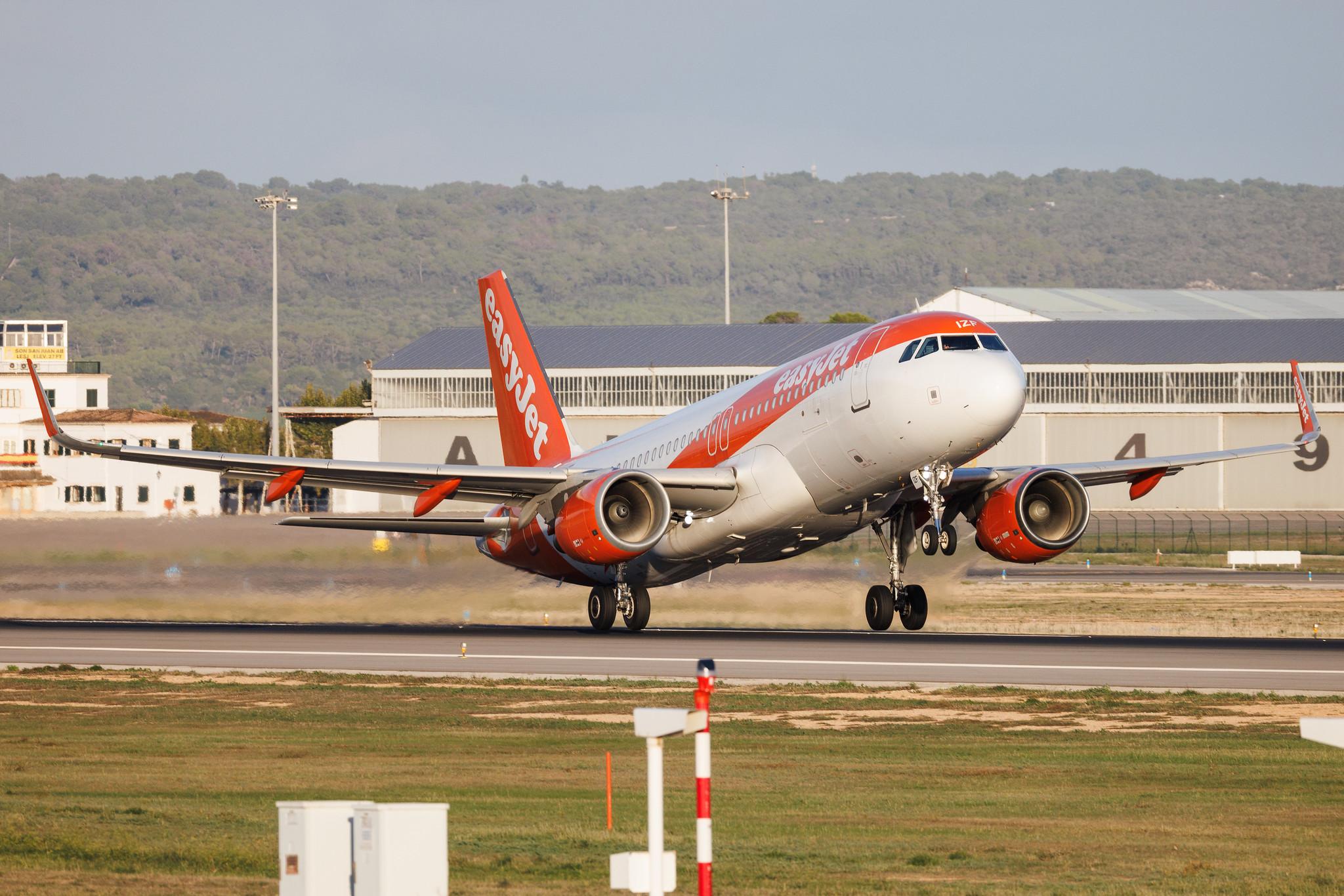 Palma de Mallorca Airport: easyJet (U2 / EZY) | Operator: easyJet Europe | Airbus A320-214 A320 | OE-IZF | MSN 6831