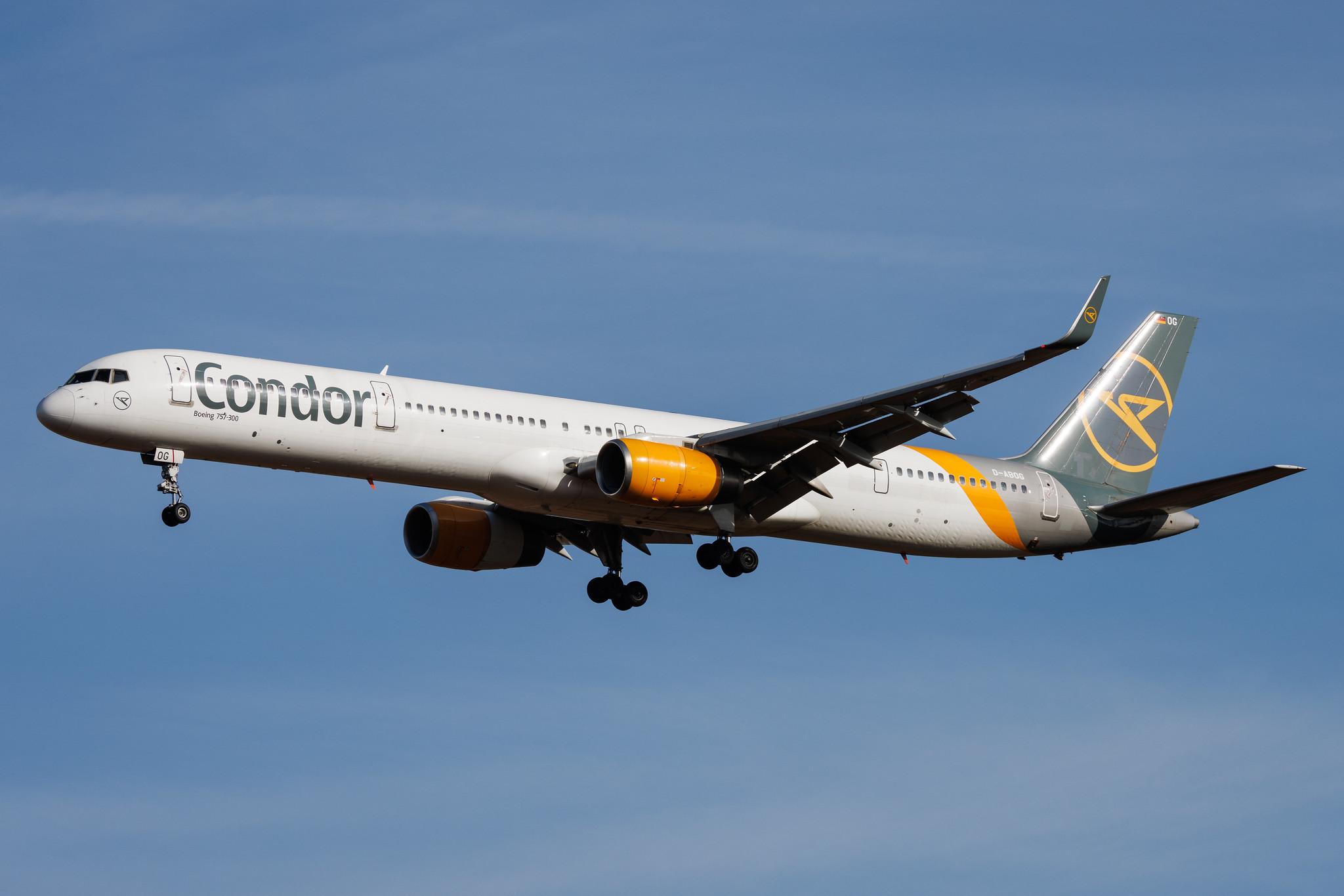 Palma de Mallorca Airport: Condor (DE / CFG) | Boeing 757-330 B753 | D-ABOG | MSN 29014