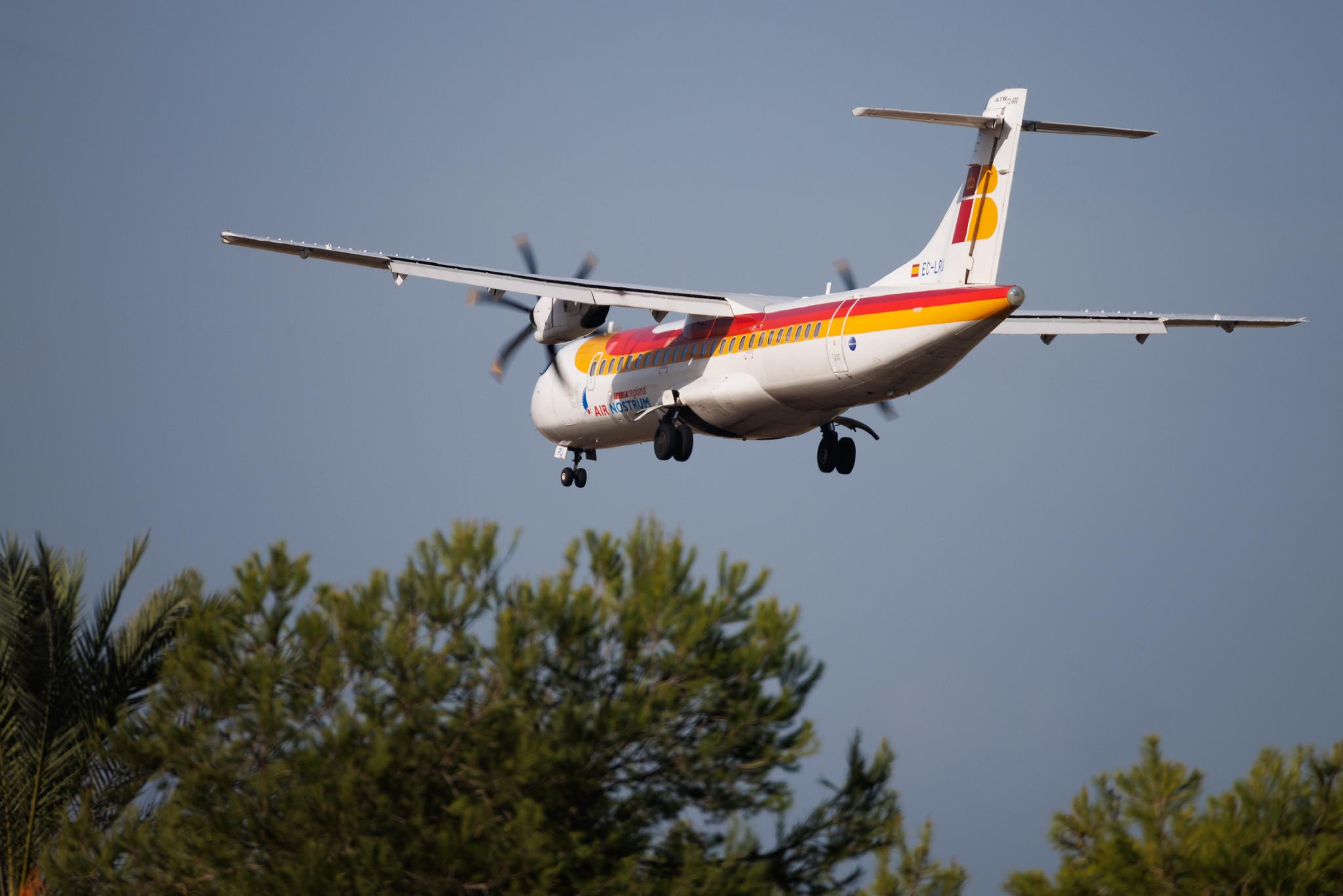 Palma de Mallorca Airport: Iberia Regional (IB / IBE) | Operator: Air Nostrum | ATR 72-600 AT76 | EC-LRU | MSN 1032