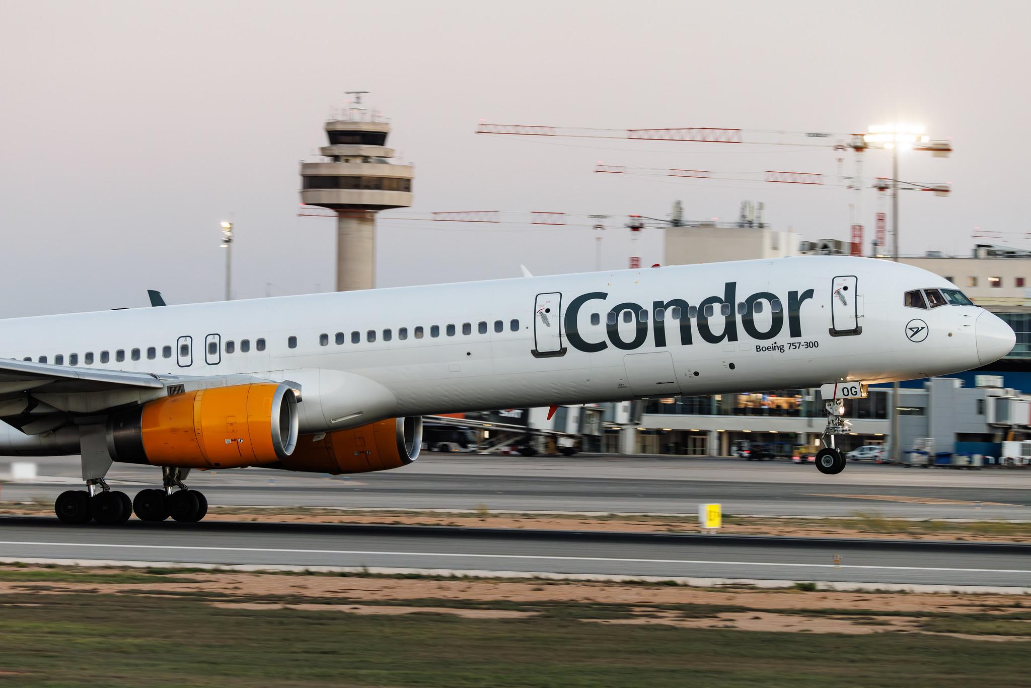 Palma de Mallorca Airport: Condor (DE / CFG) | Boeing 757-330 B753 | D-ABOG | MSN 29014