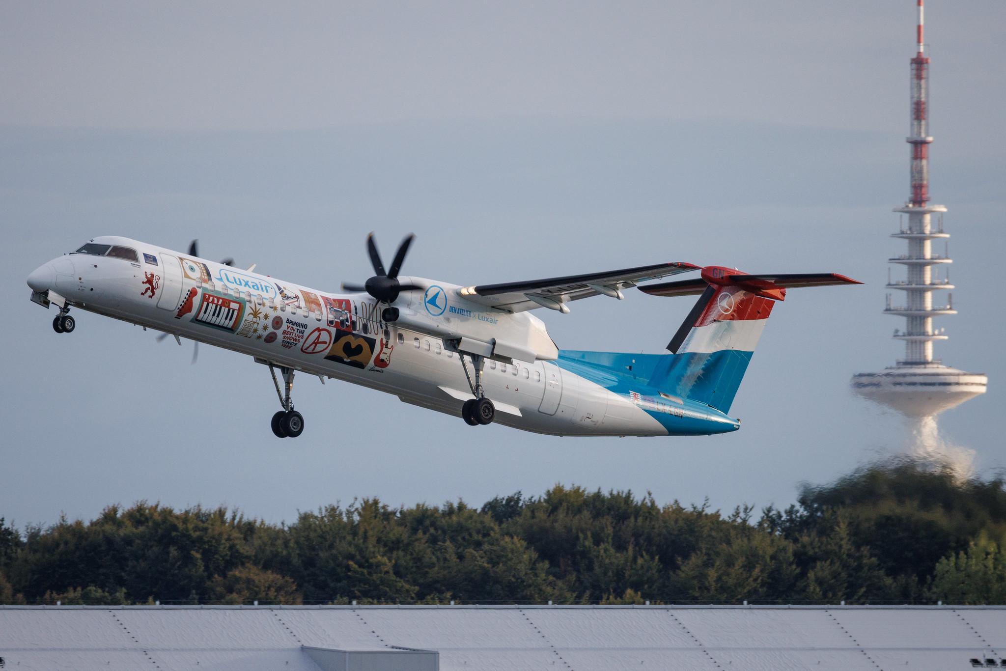 Hamburg Airport: Luxair (LG / LGL) | De Havilland Canada Dash 8-400 DH8D | LX-LGN | MSN 4426
