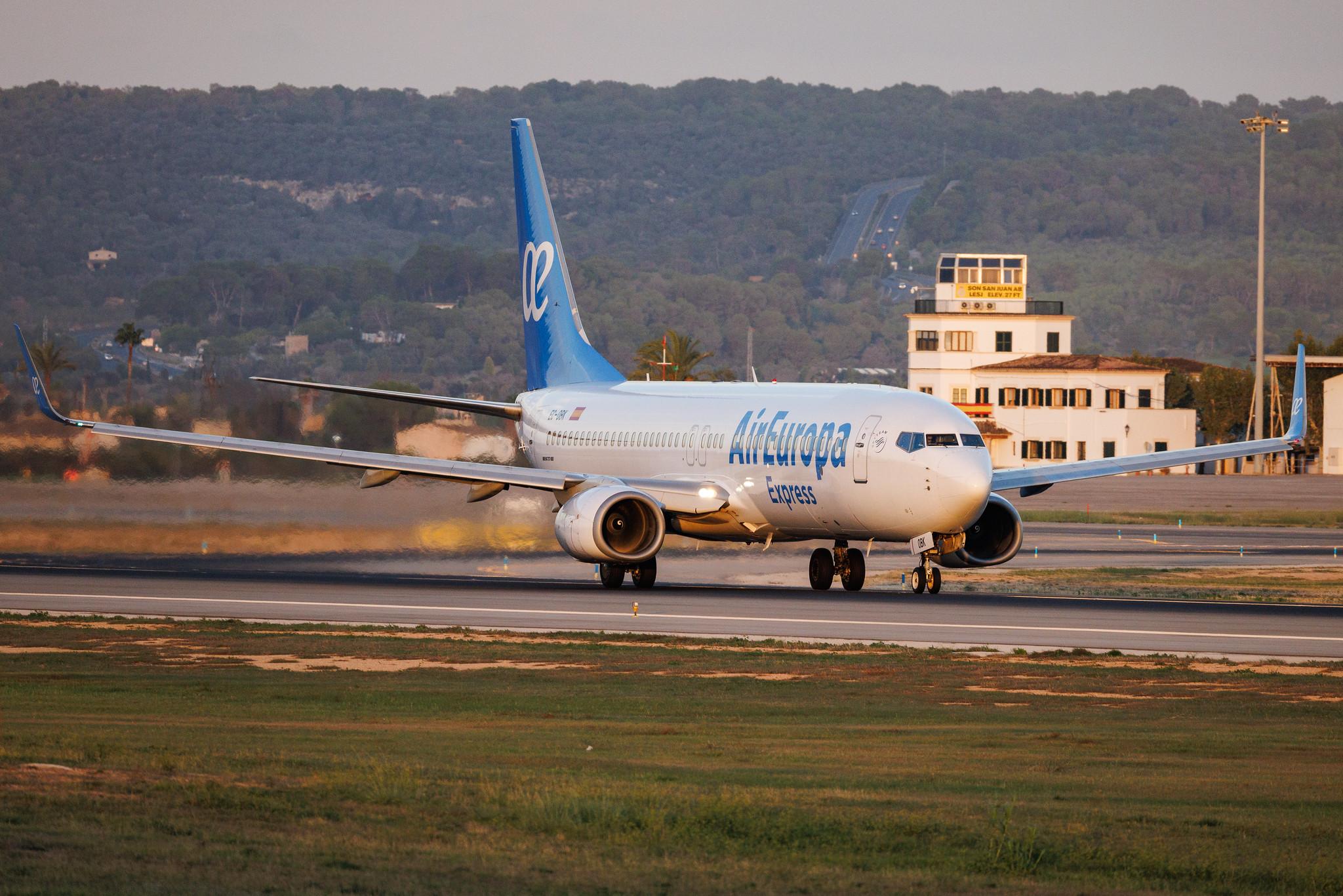 Palma de Mallorca Airport: Air Europa (UX / AEA) | Operator: Air Europa Express | Boeing 737-8GJ B738 | EC-OBK | MSN 37365