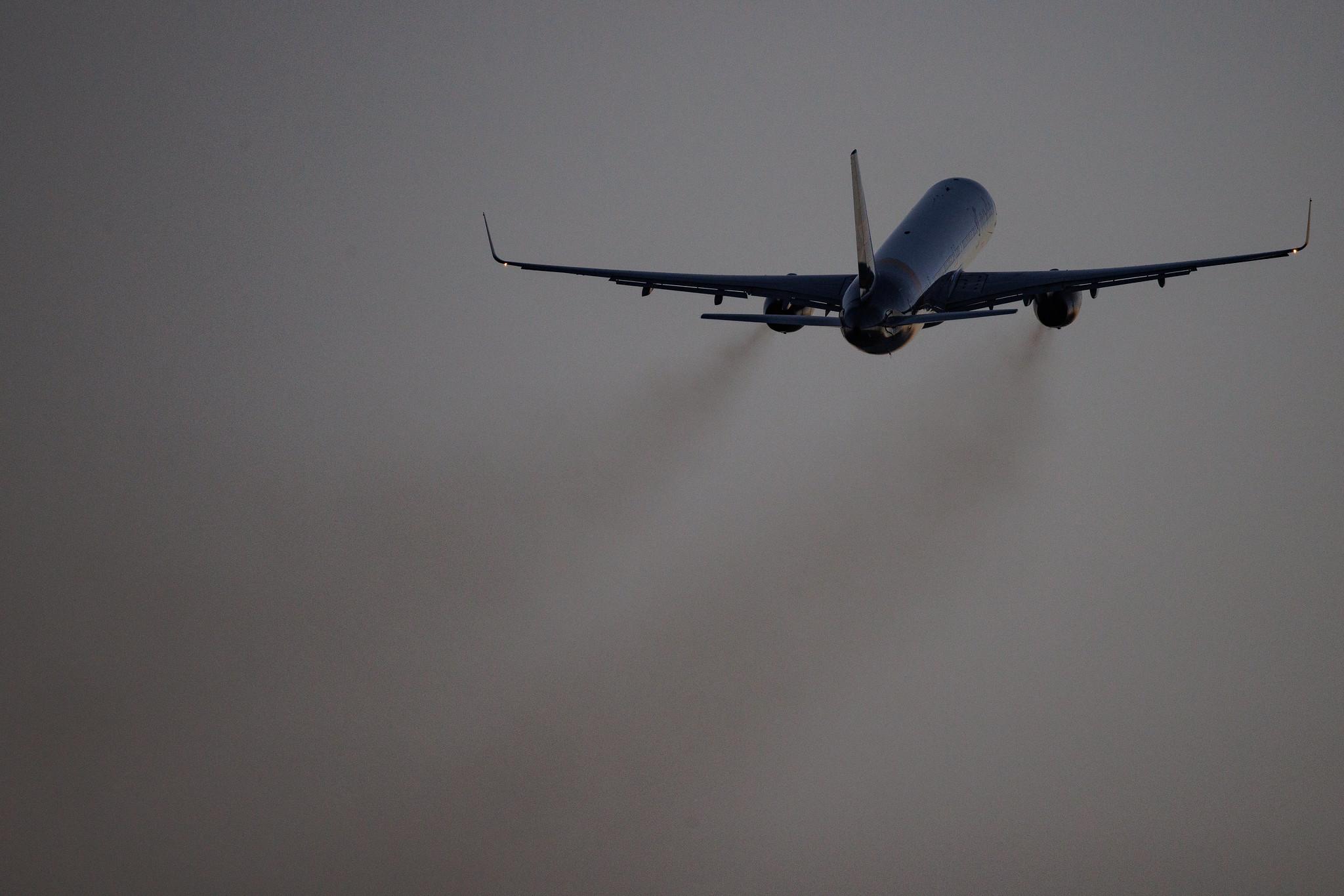 Palma de Mallorca Airport: Condor (DE / CFG) | Boeing 757-330 B753 | D-ABOG | MSN 29014