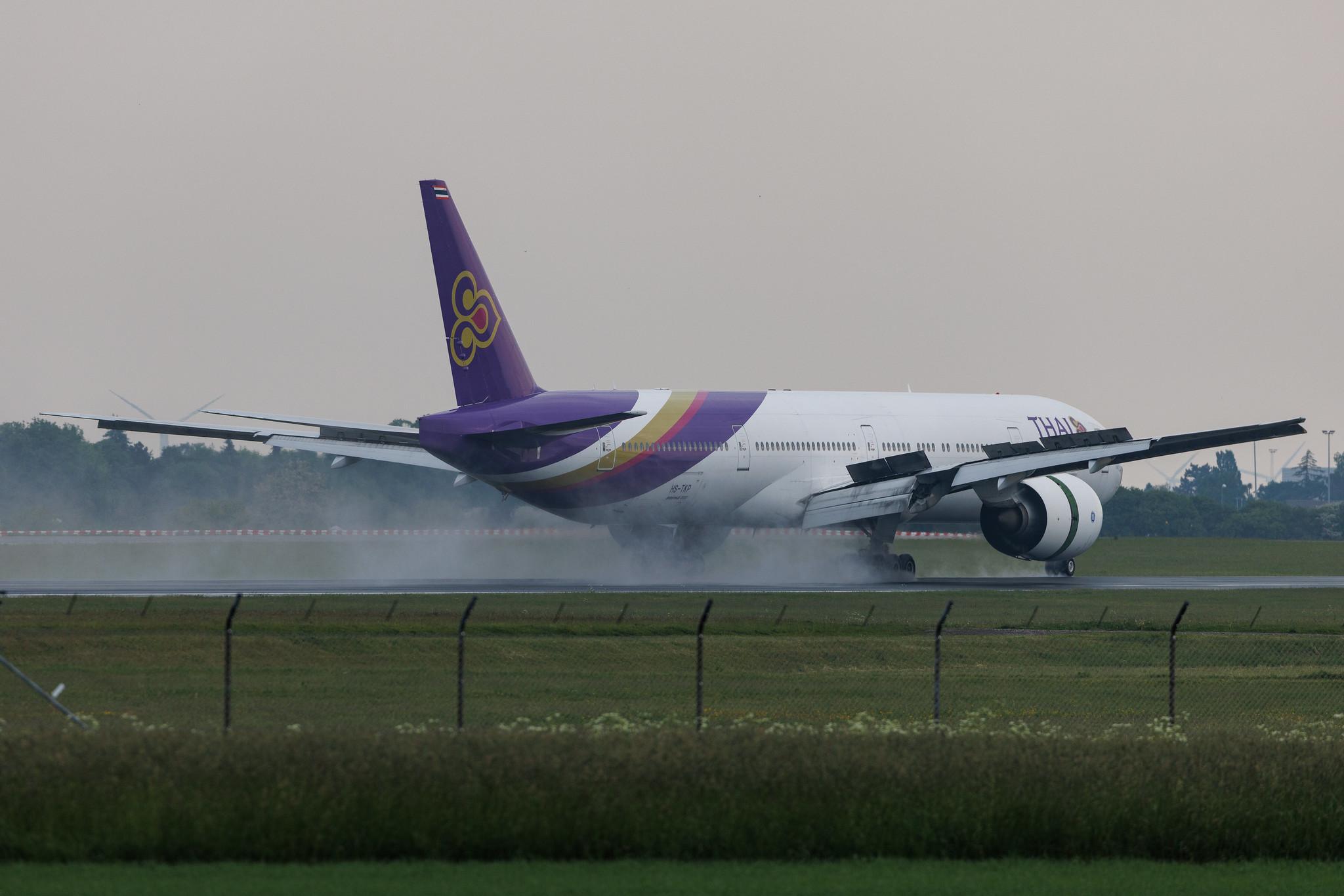 Copenhagen Airport: Thai Airways (TG / THA) | Boeing 777-3AL(ER) B77W | HS-TKP | MSN 41525