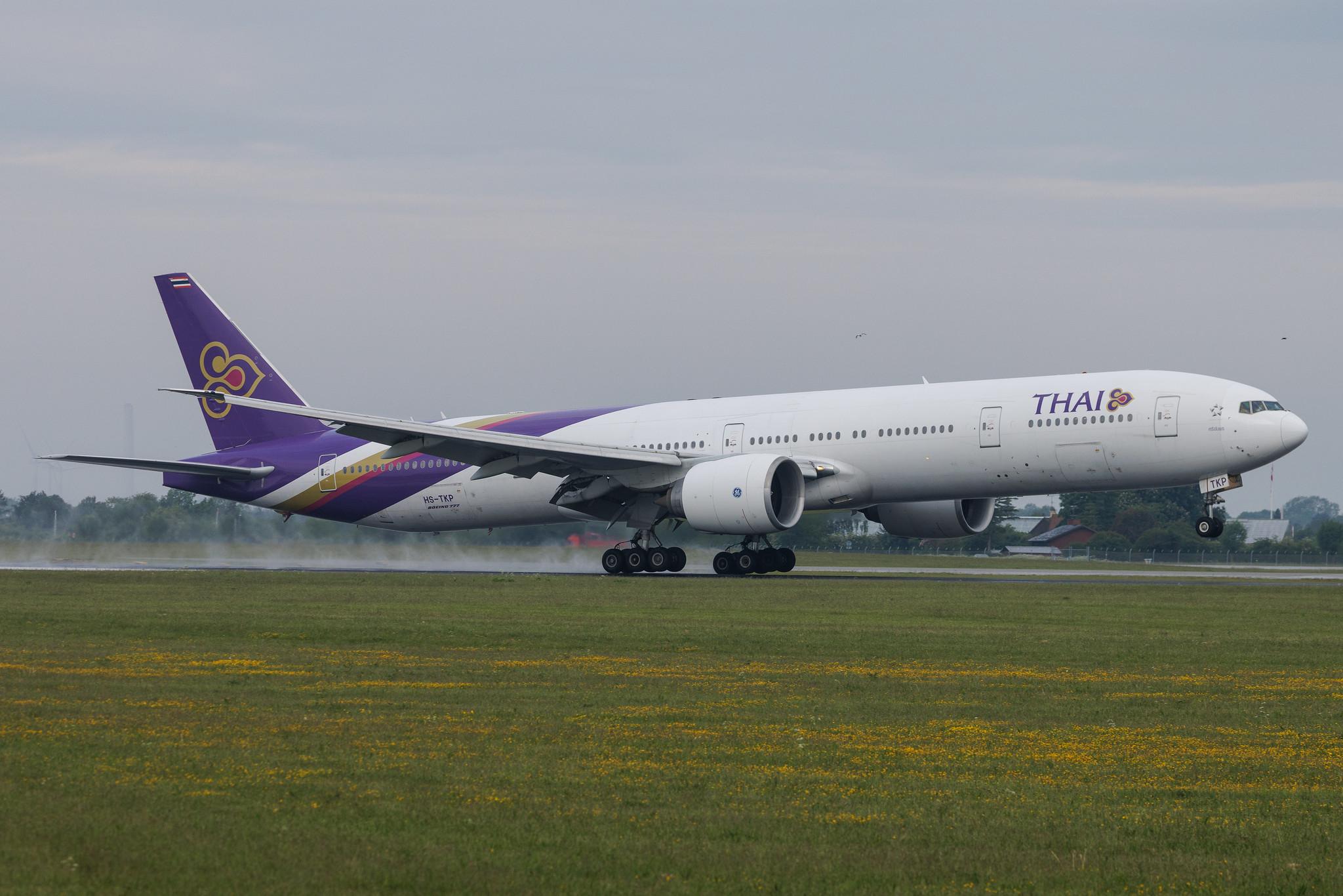 Copenhagen Airport: Thai Airways (TG / THA) | Boeing 777-3AL(ER) B77W | HS-TKP | MSN 41525