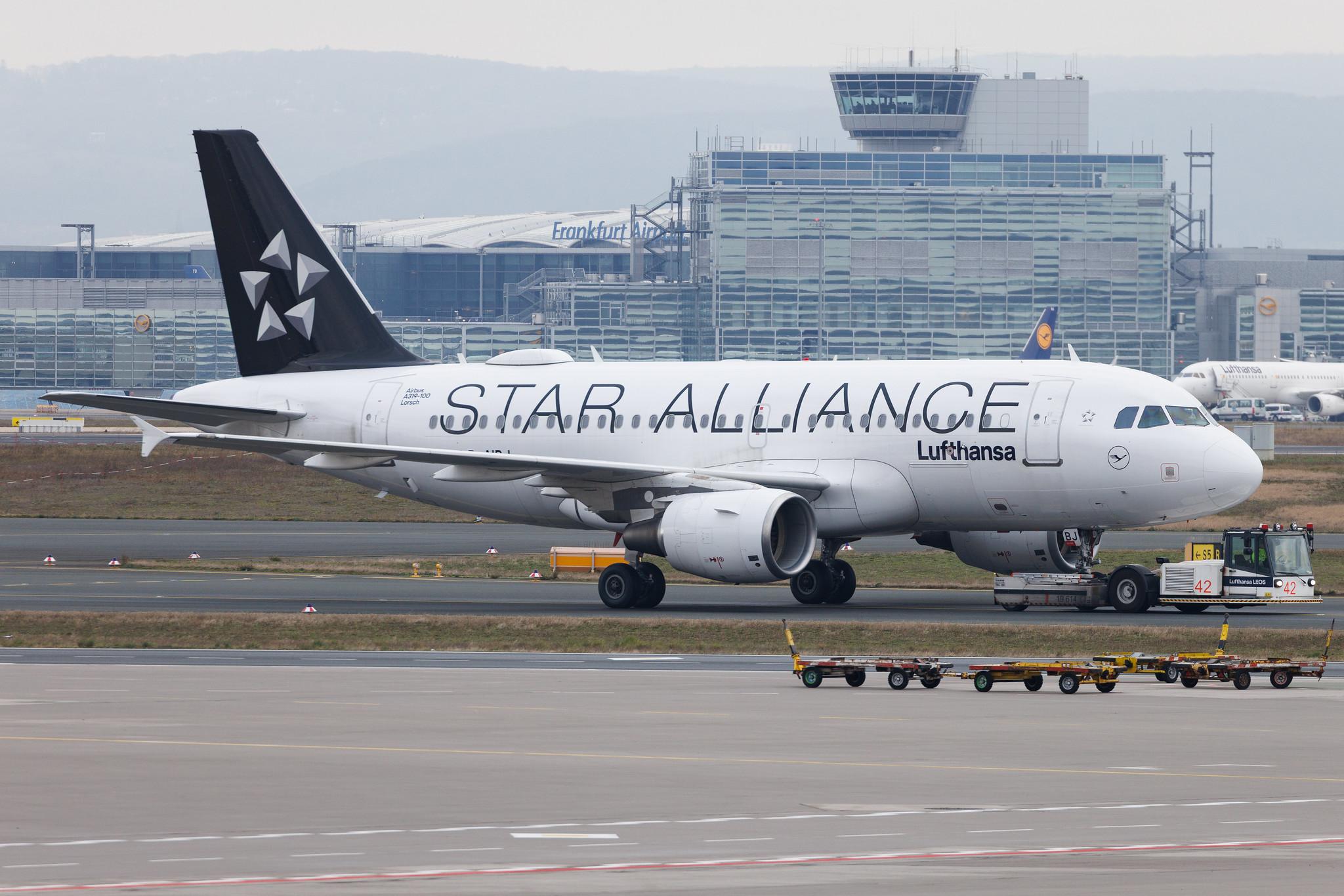 Frankfurt Airport: Lufthansa (LH / DLH) | Livery: Star Alliance Livery | Airbus A319-112 A319 | D-AIBJ | MSN 5293