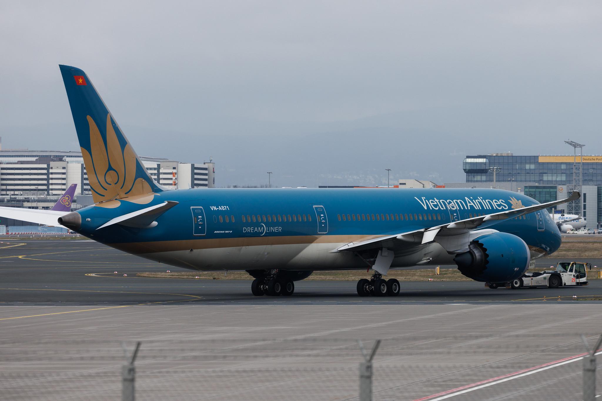 Frankfurt Airport: Vietnam Airlines (VN / HVN) | Boeing 787-9 Dreamliner B789 | VN-A871 | MSN 39290