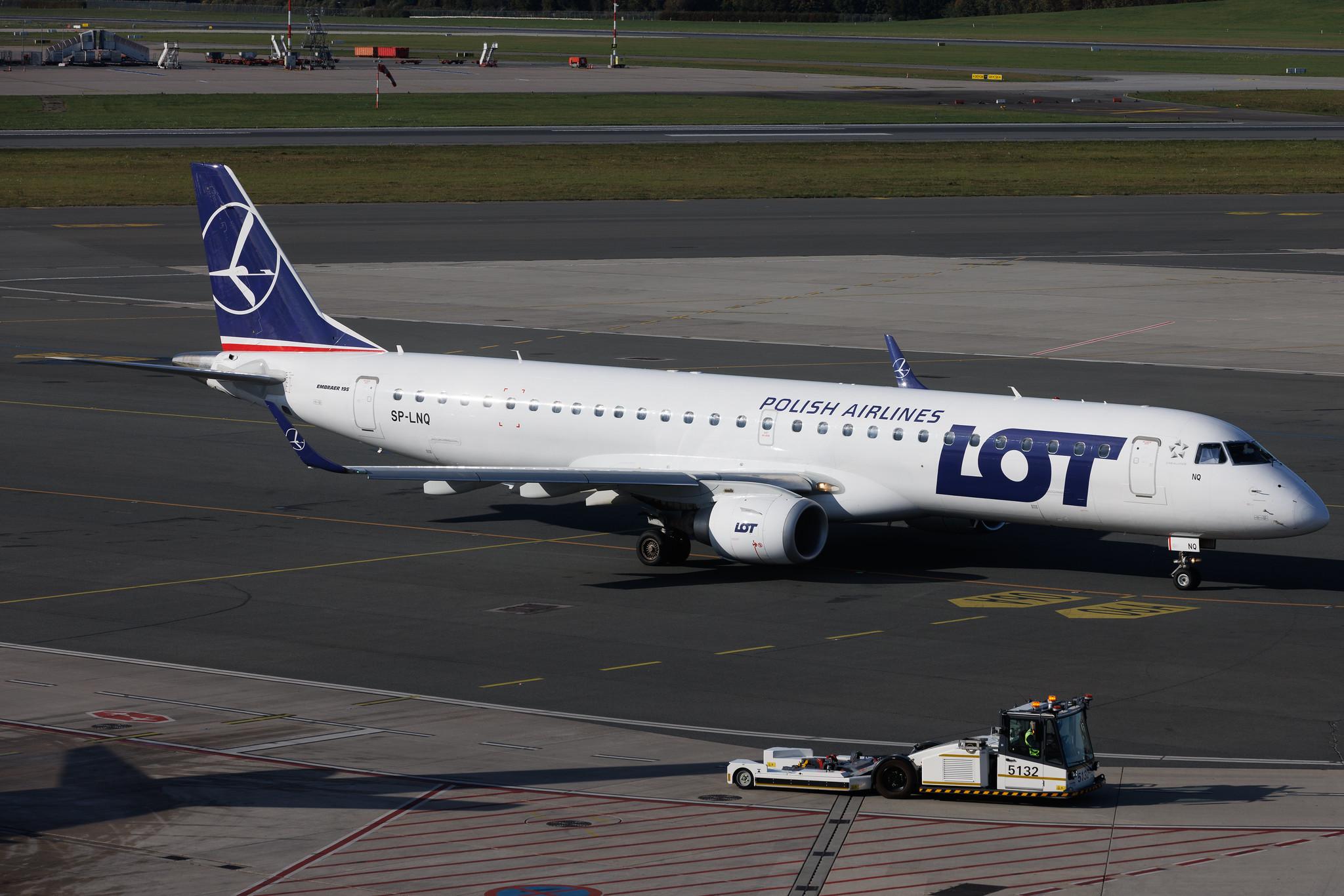 Hamburg Airport: LOT (LO / LOT) | Embraer E195AR E195 | SP-LNQ | MSN 19000692