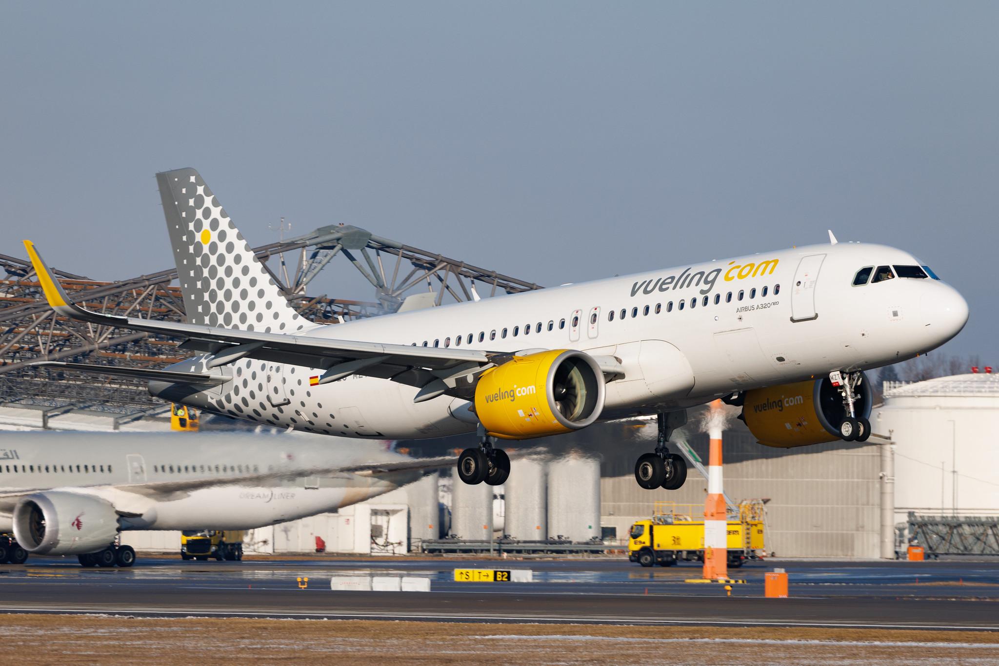 Munich Airport: Vueling (VY / VLG) | Airbus A320-271N A20N | EC-MZT | MSN 8181