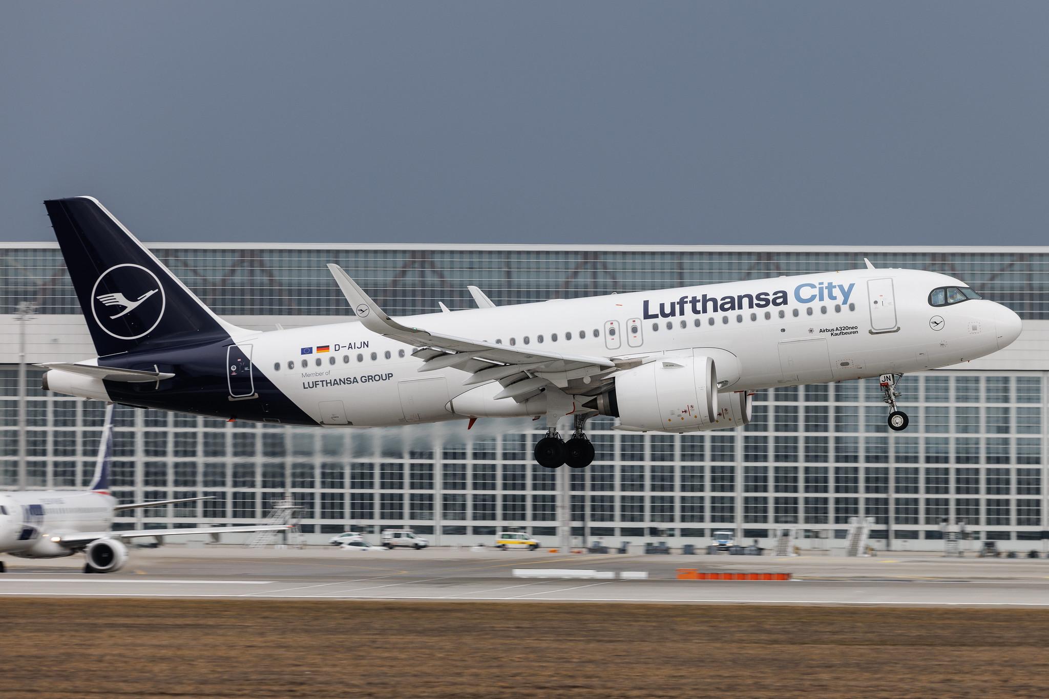 Munich Airport: Lufthansa City (VL / LHX) | Airbus A320-271N A20N | D-AIJN | MSN 11672