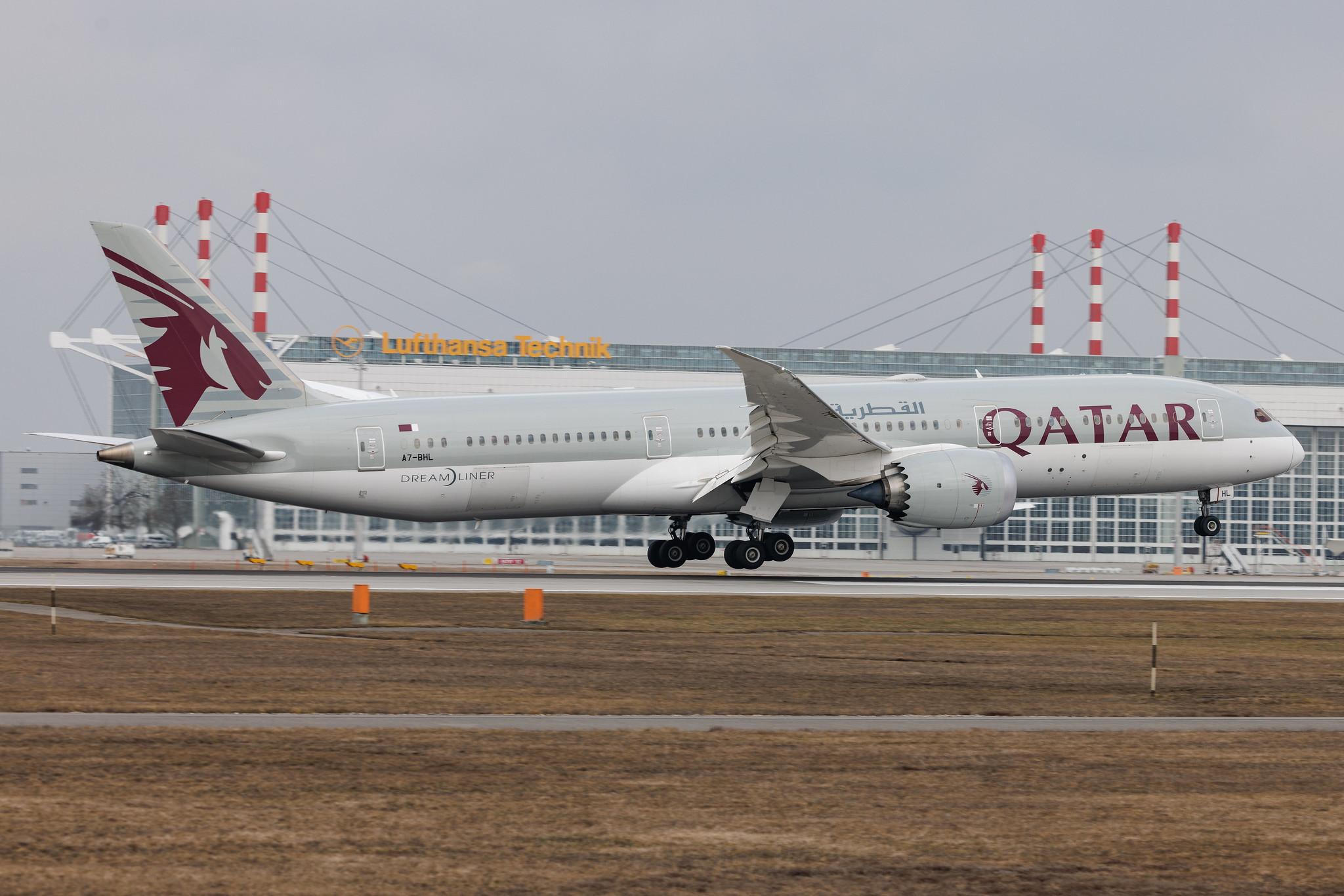 Munich Airport: Qatar Airways (QR / QTR) | Boeing 787-9 Dreamliner B789 | A7-BHL | MSN 64213