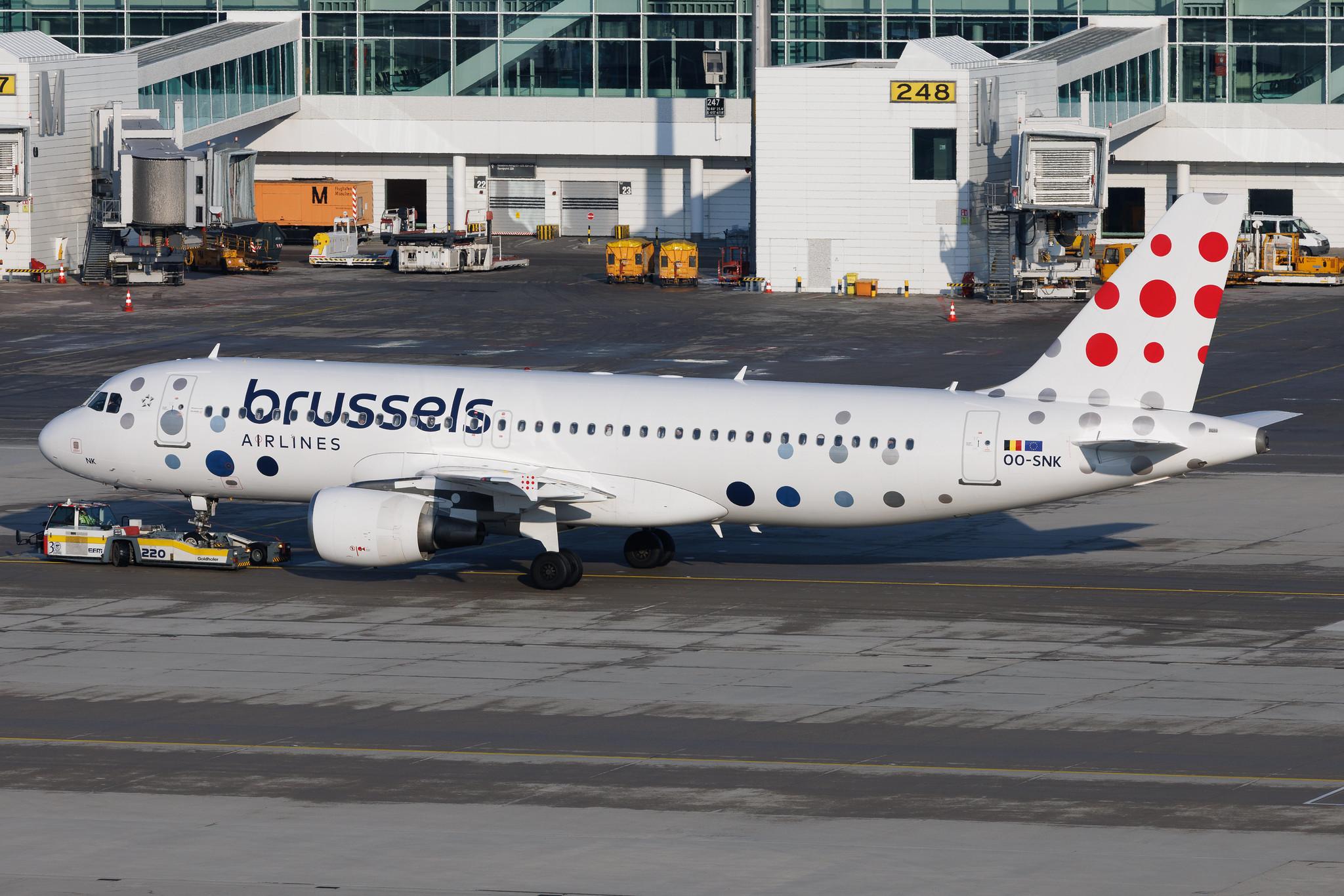 Munich Airport: Brussels Airlines (SN / BEL) | Airbus A320-214 A320 | OO-SNK | MSN 3373