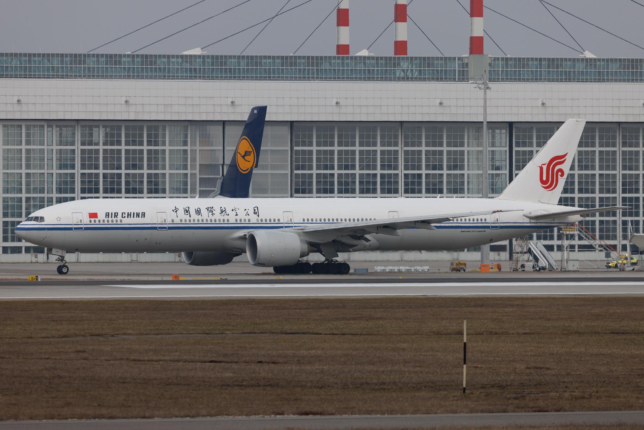 Munich Airport: Air China (CA / CCA) | Boeing 777-39L(ER) B77W | B-2036 | MSN 38676
