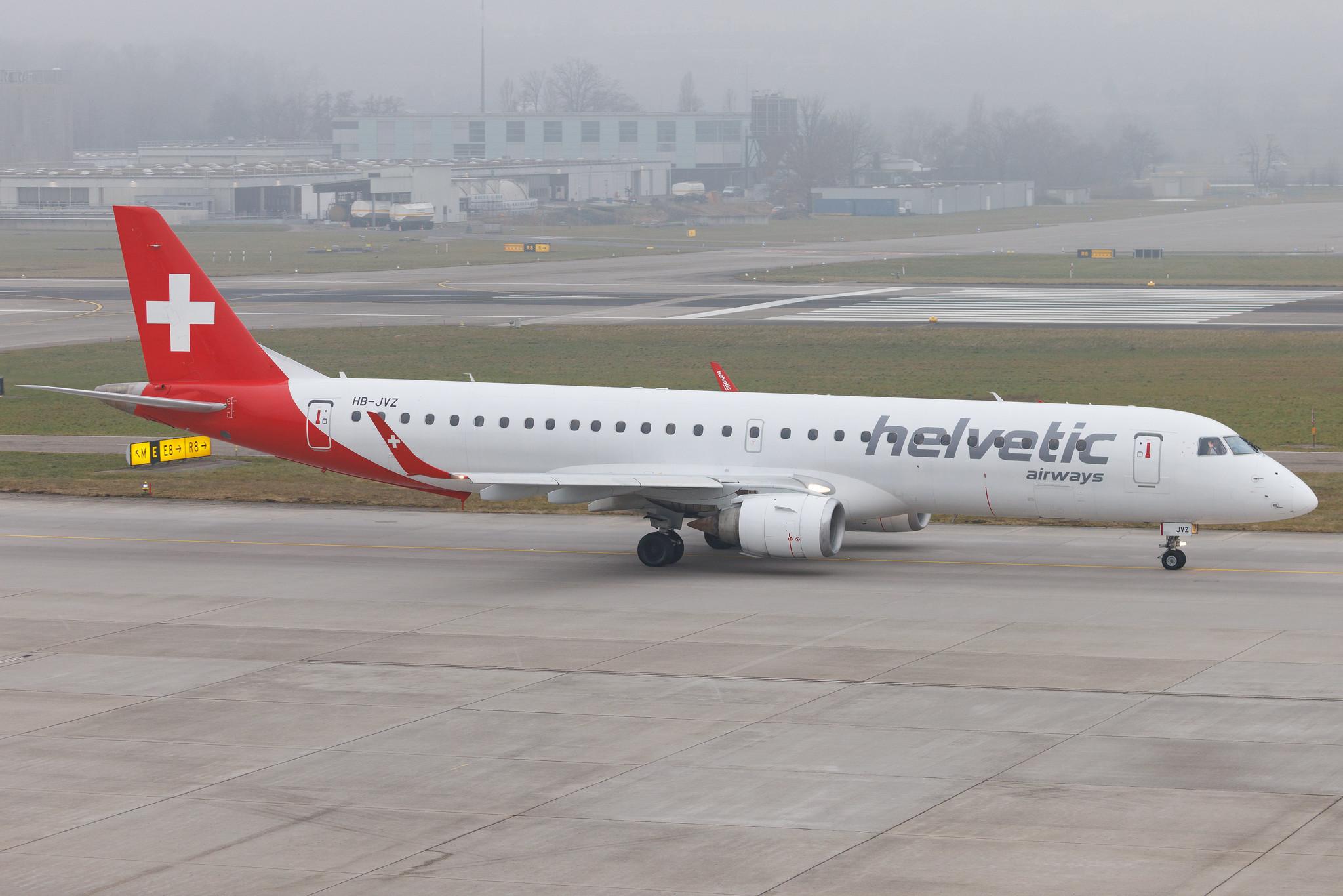 Flughafen Zürich: Helvetic Airways (2L / OAW) | Embraer E195AR E195 | HB-JVZ | MSN 19000498